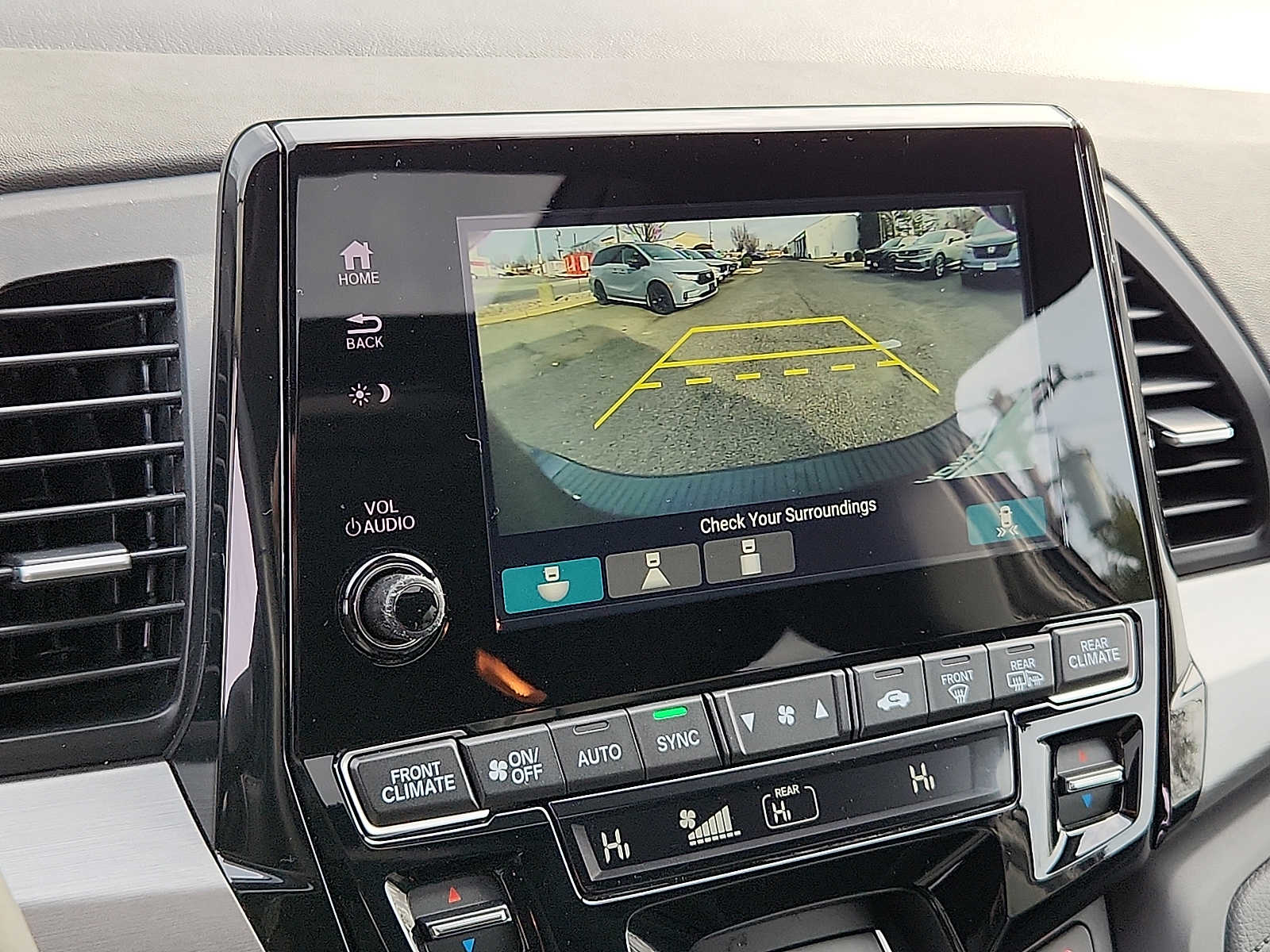 2024 Honda Odyssey EX-L - Photo 17