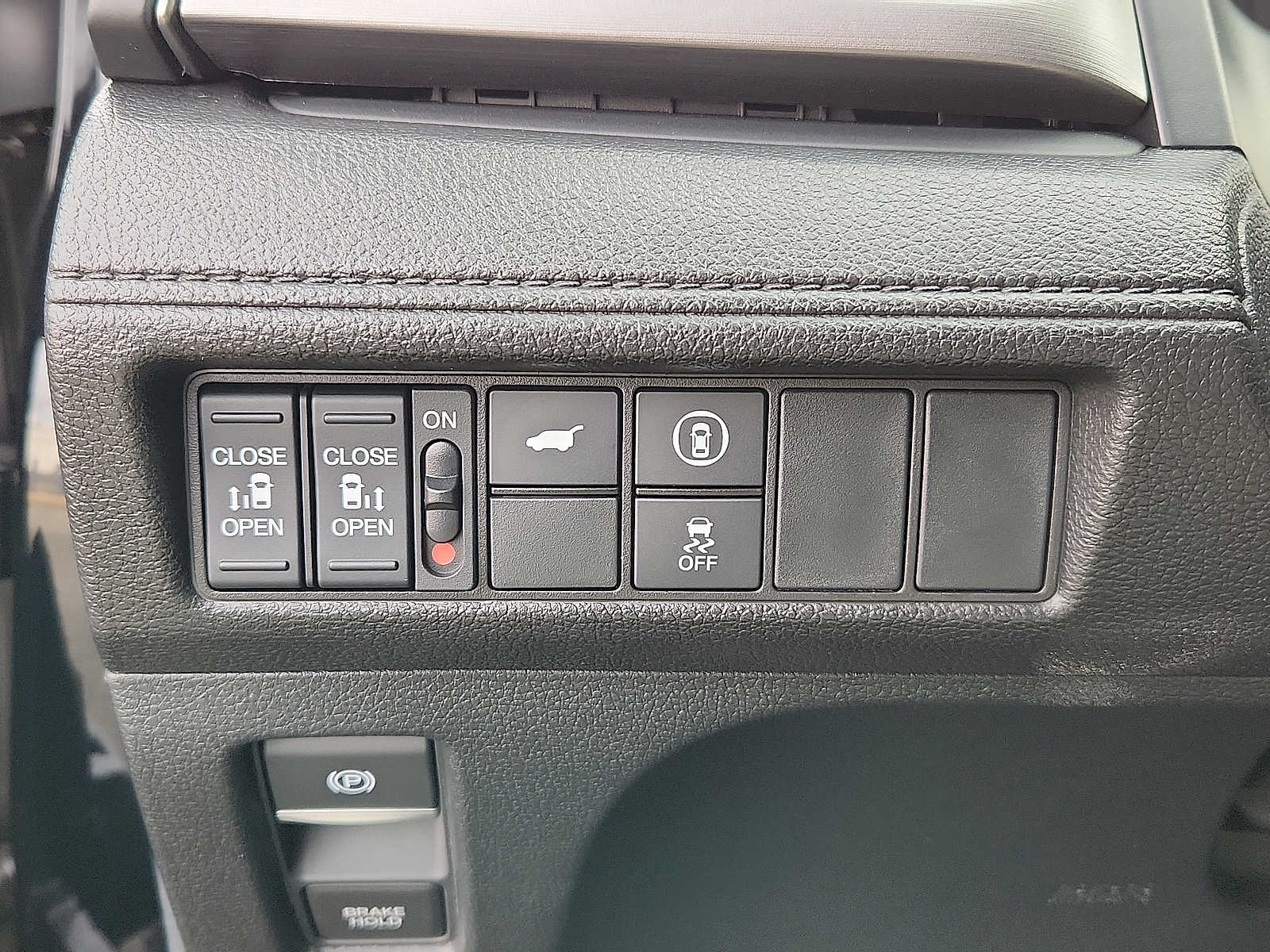 2024 Honda Odyssey EX-L - Photo 22