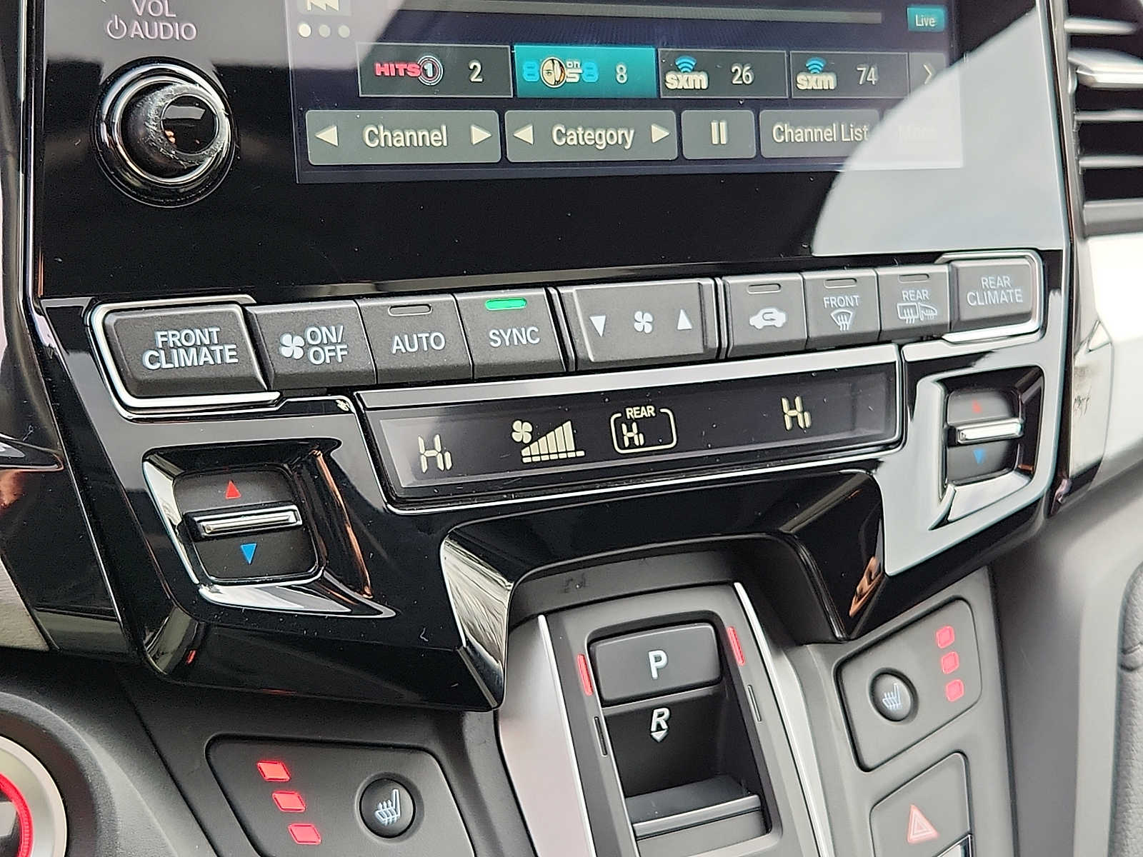 2024 Honda Odyssey EX-L - Photo 15