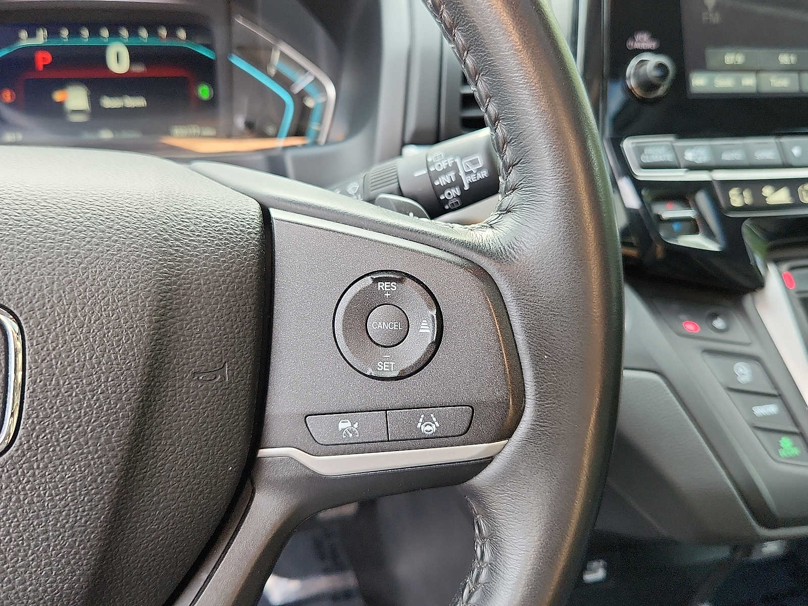 Used 2024 Honda Odyssey Van