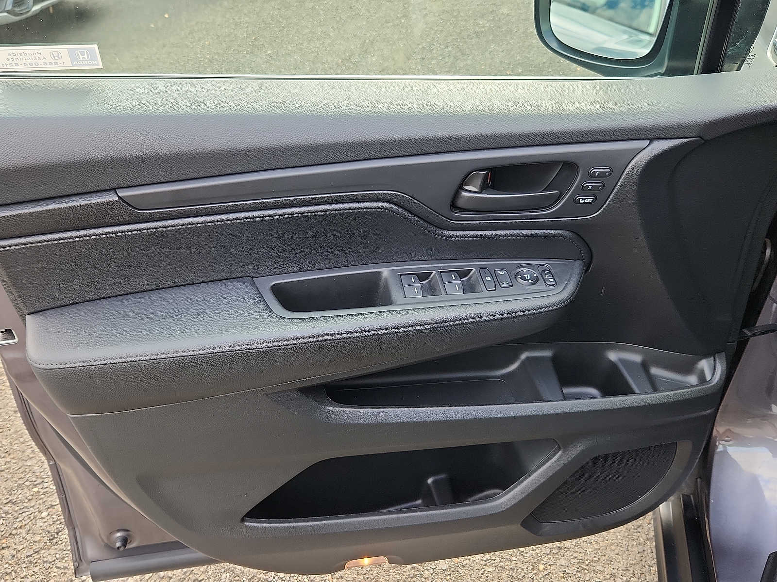 Used 2024 Honda Odyssey Van