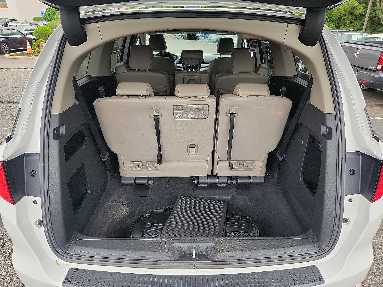 2024 Honda Odyssey EX-L - Photo 27