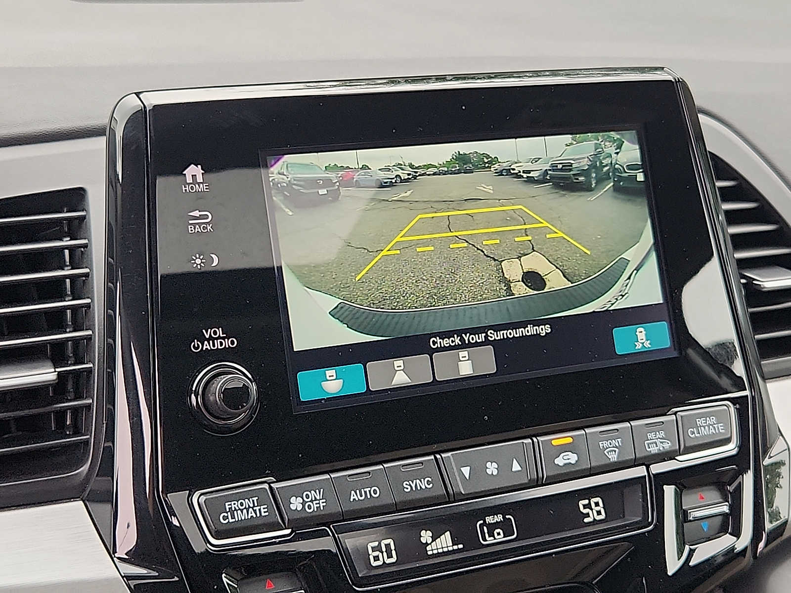 2024 Honda Odyssey EX-L - Photo 17
