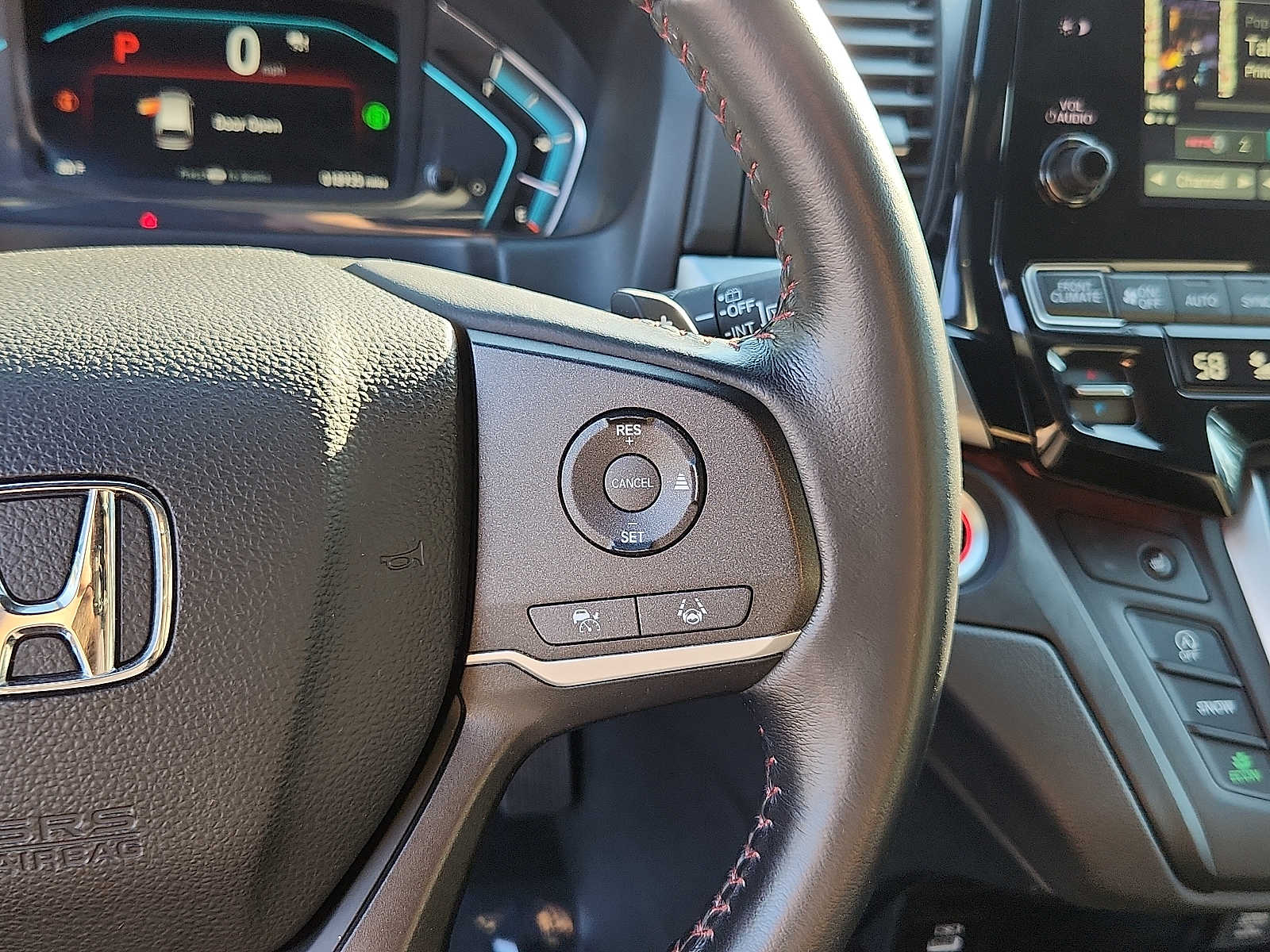 2023 Honda Odyssey SPORT - Photo 21