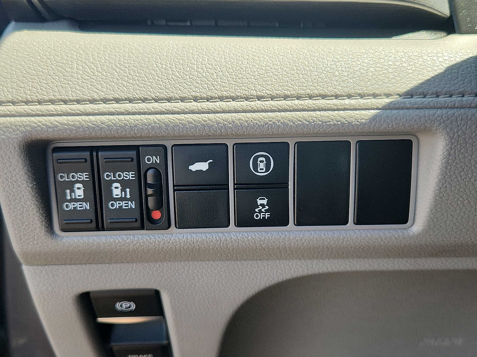2022 Honda Odyssey EX-L - Photo 22