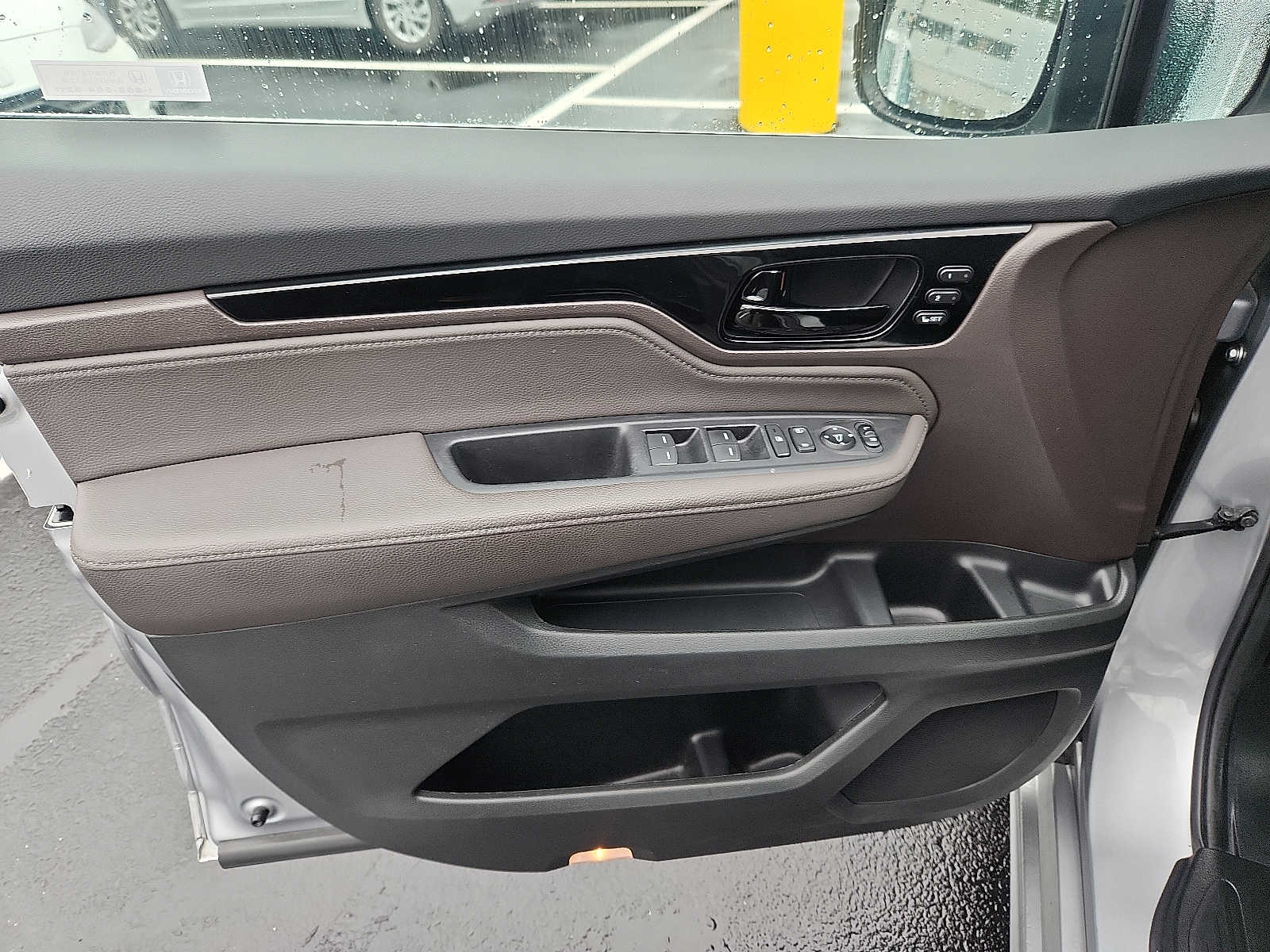 Used 2024 Honda Odyssey Van