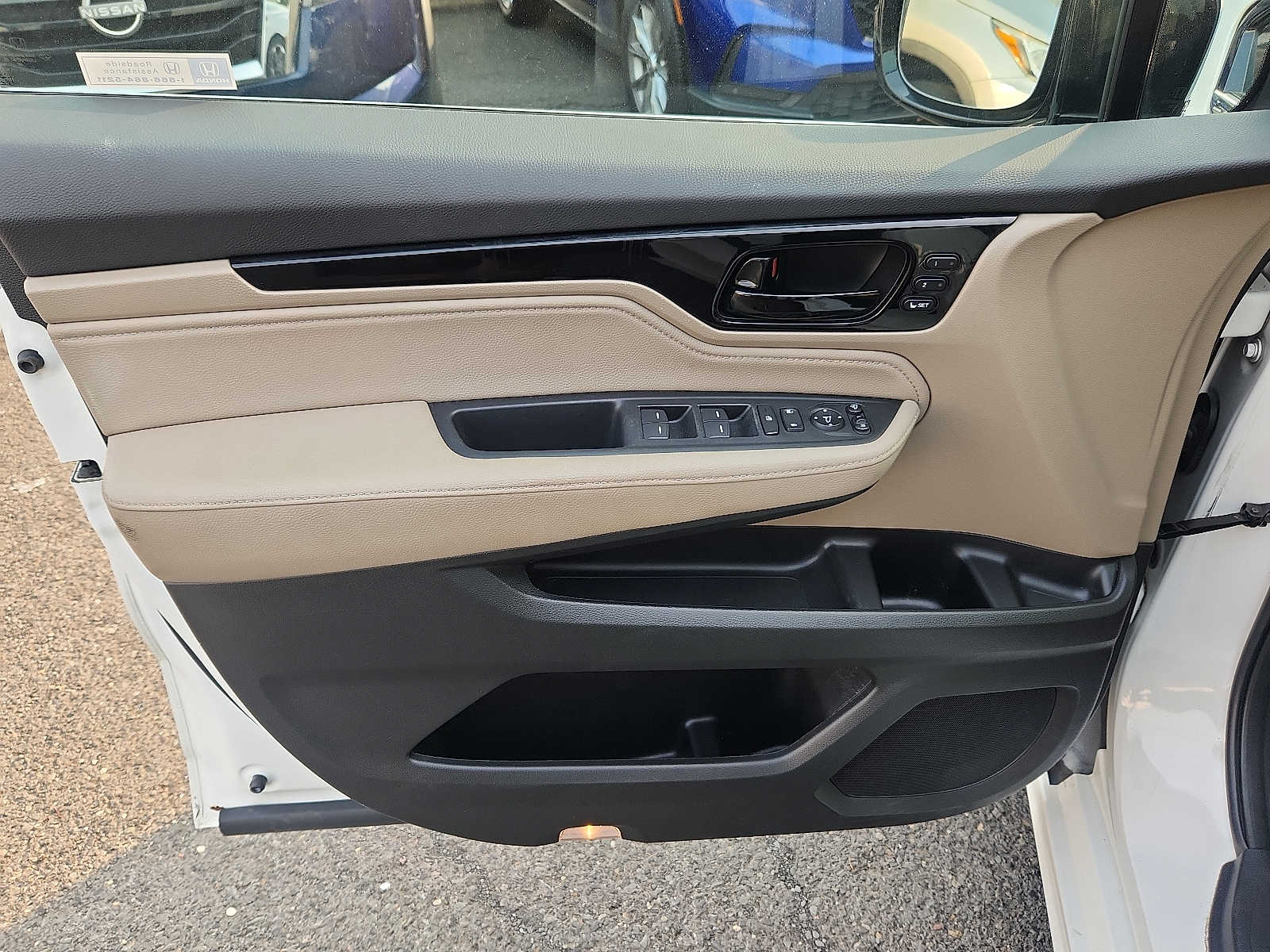 2023 Honda Odyssey Elite - Photo 12