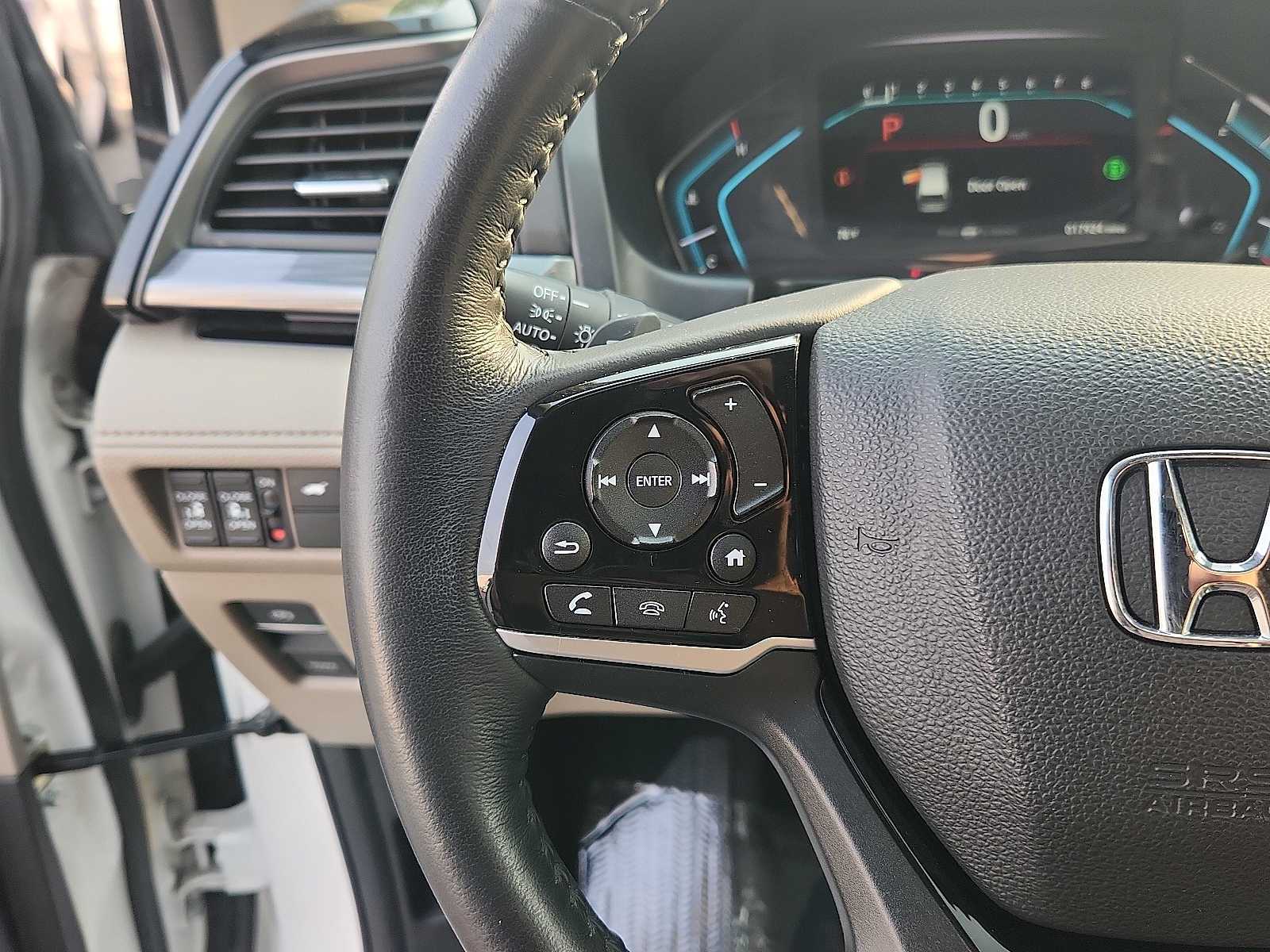 2023 Honda Odyssey Elite - Photo 20
