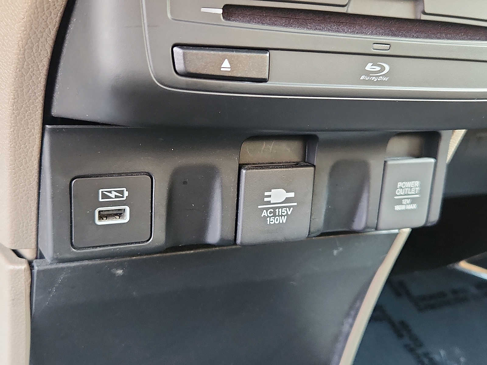2023 Honda Odyssey Elite - Photo 24