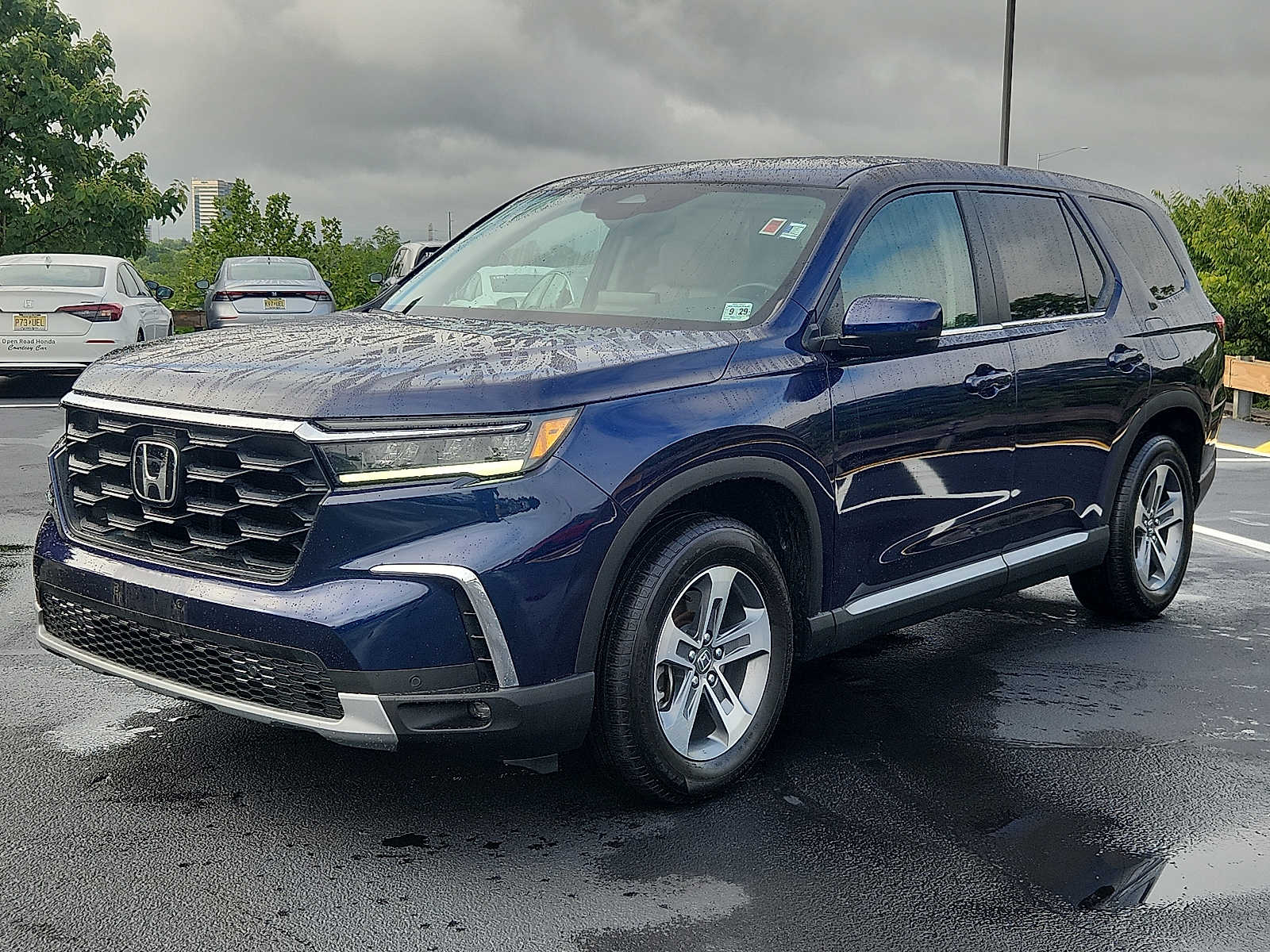Used 2025 Honda Pilot SUV