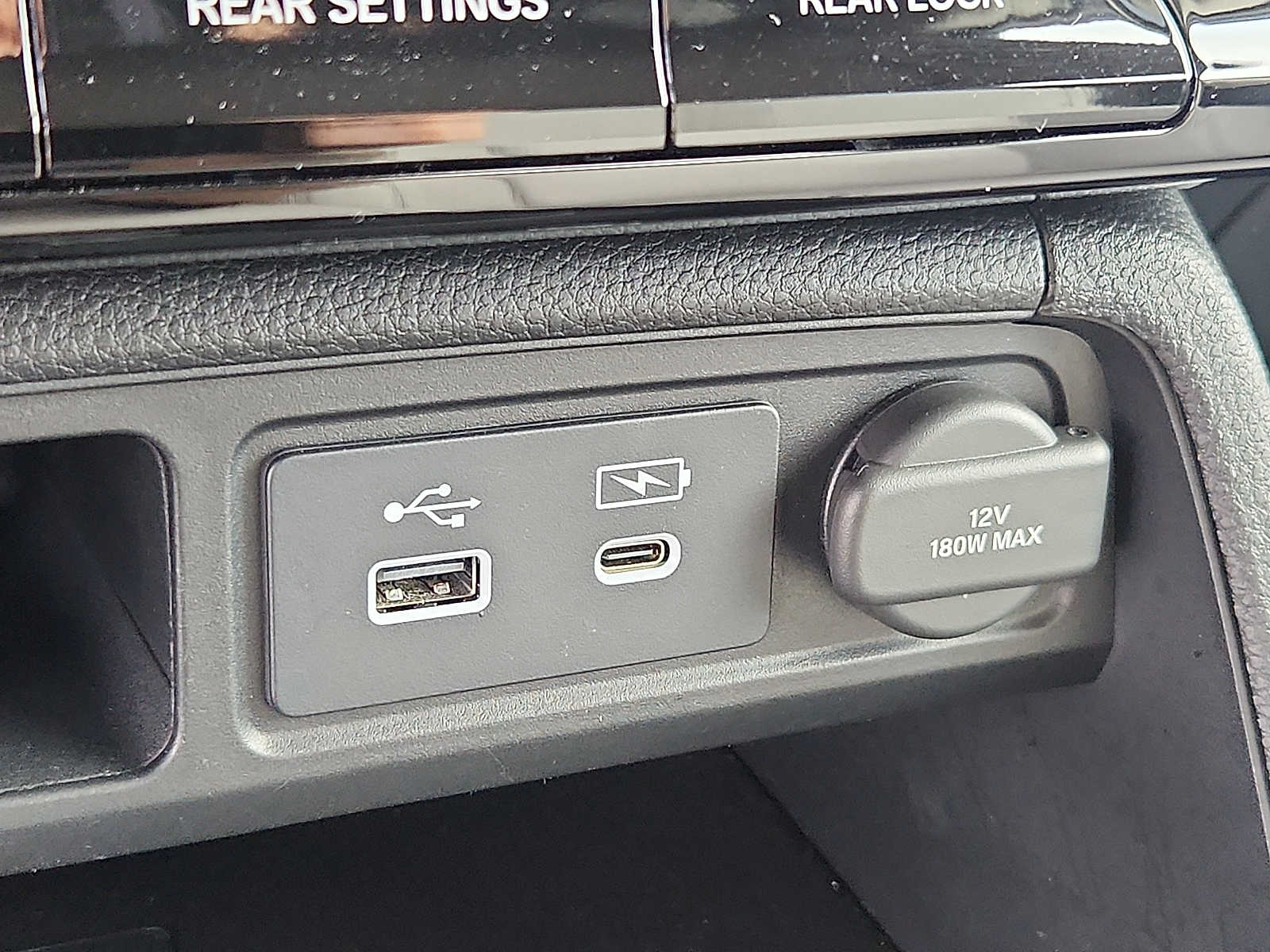 Used 2025 Honda Pilot SUV