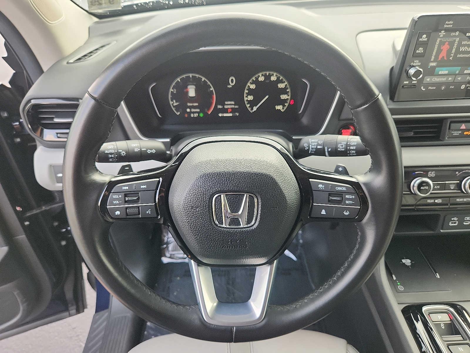 Used 2025 Honda Pilot SUV