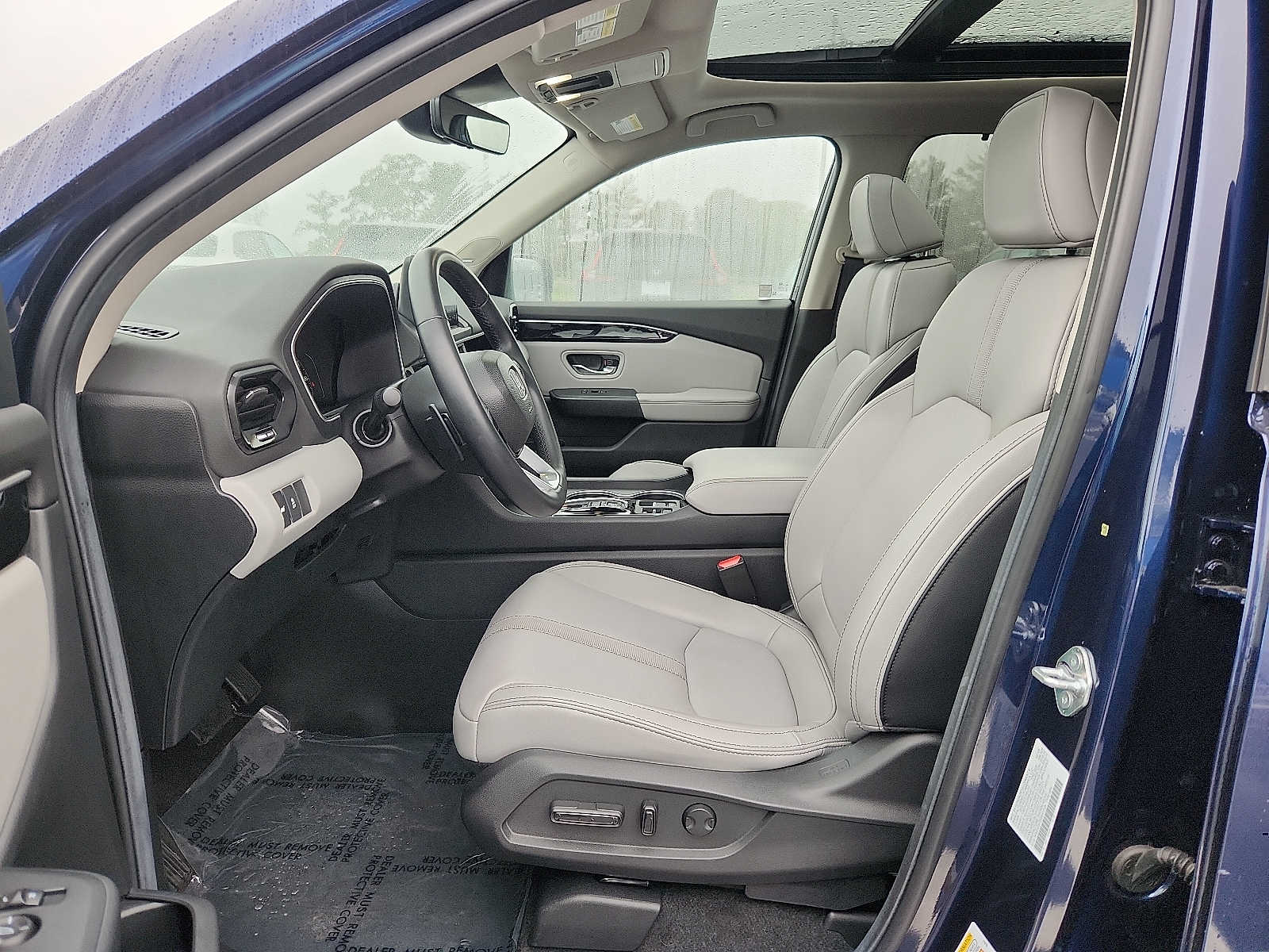 2025 Honda Pilot Touring - Photo 13