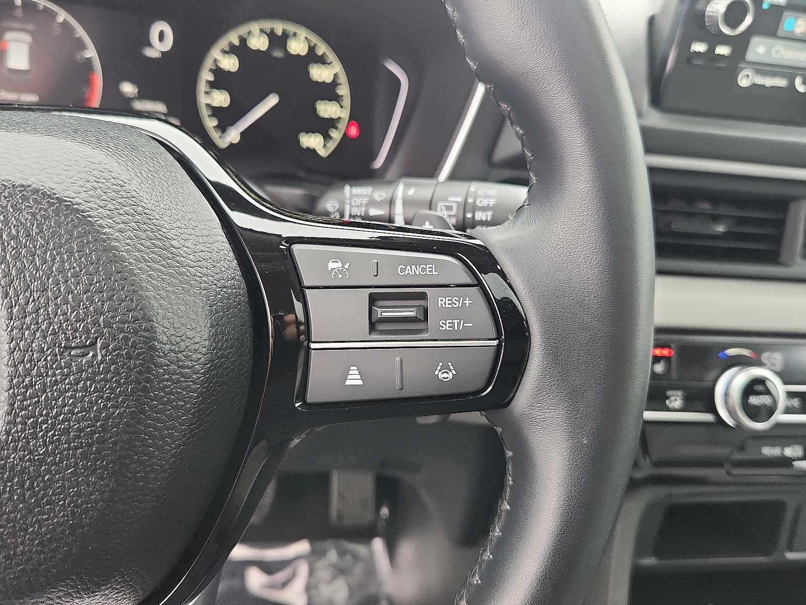 2025 Honda Pilot Touring - Photo 21