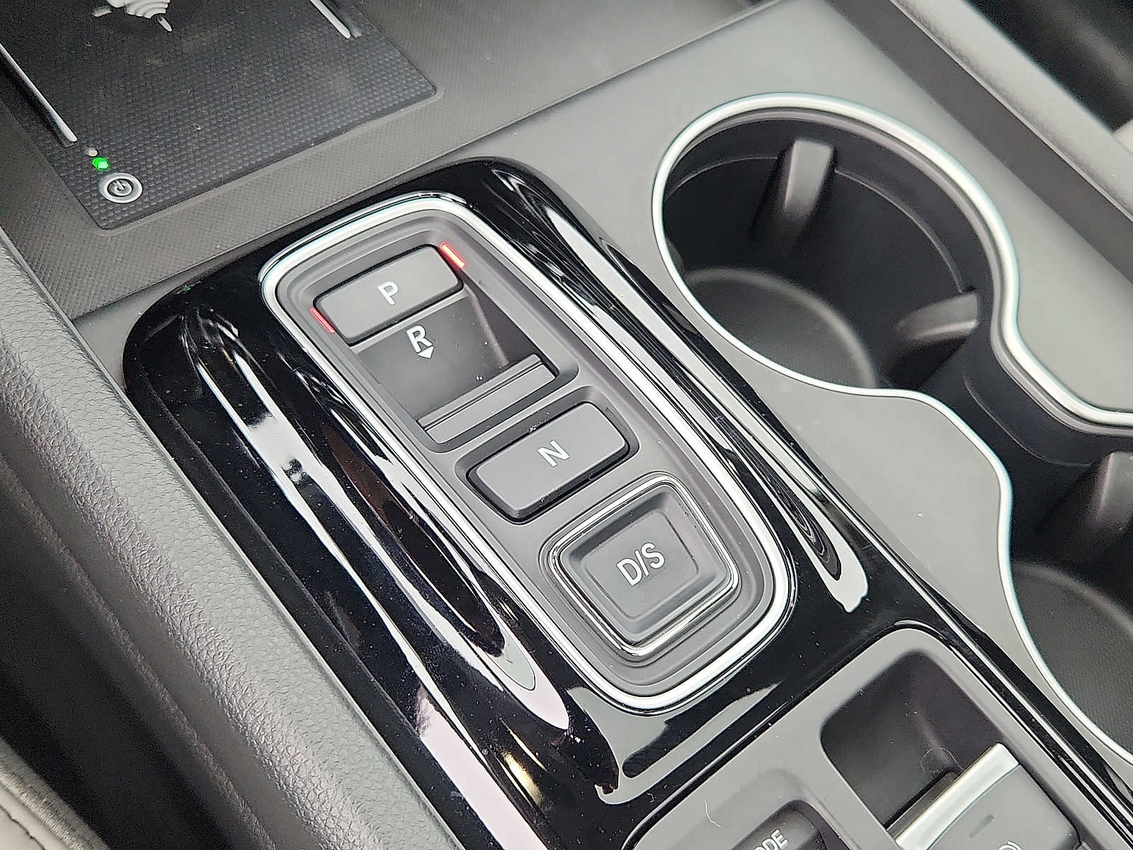 2025 Honda Pilot Touring - Photo 14