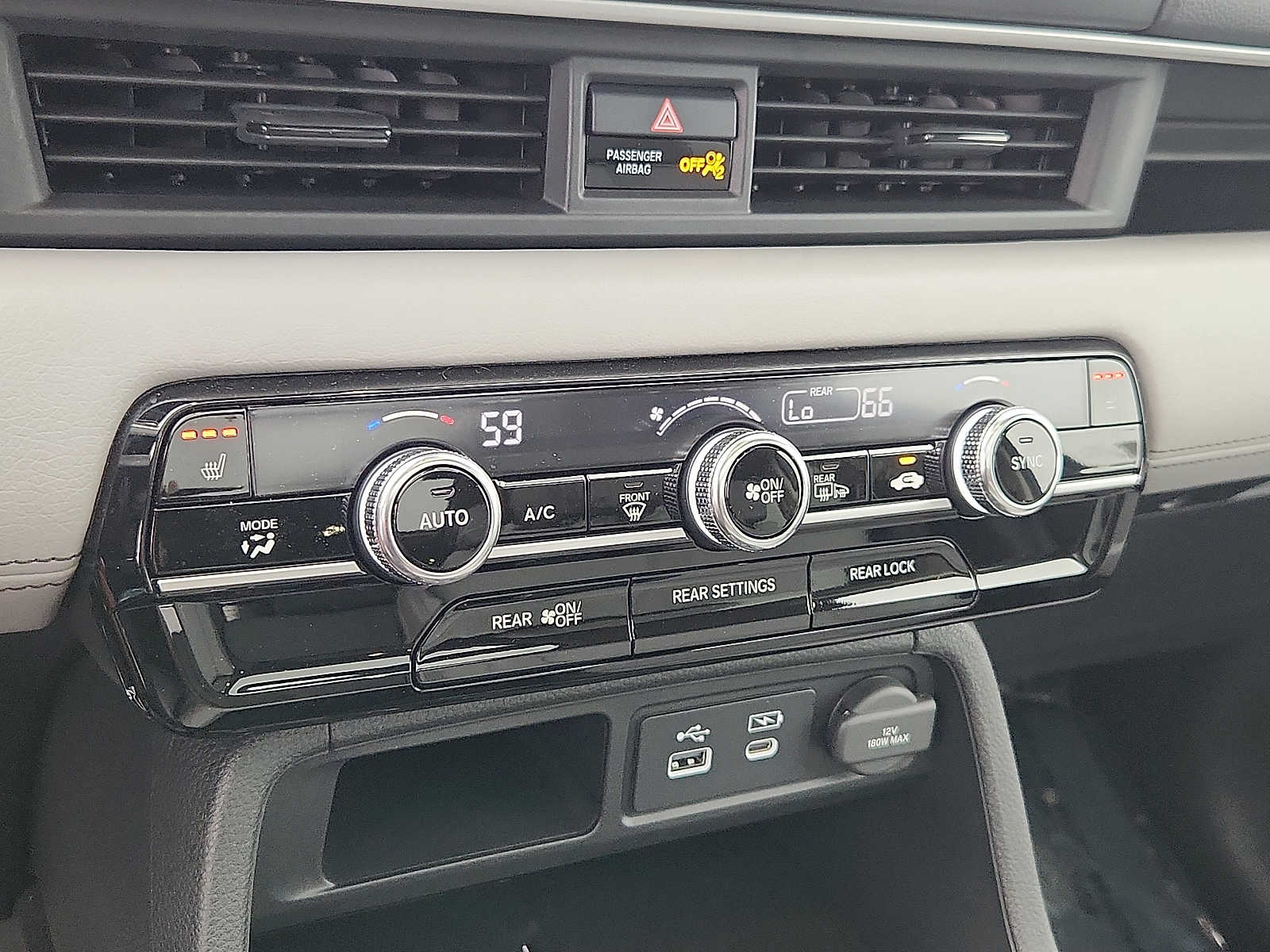 2025 Honda Pilot Touring - Photo 15