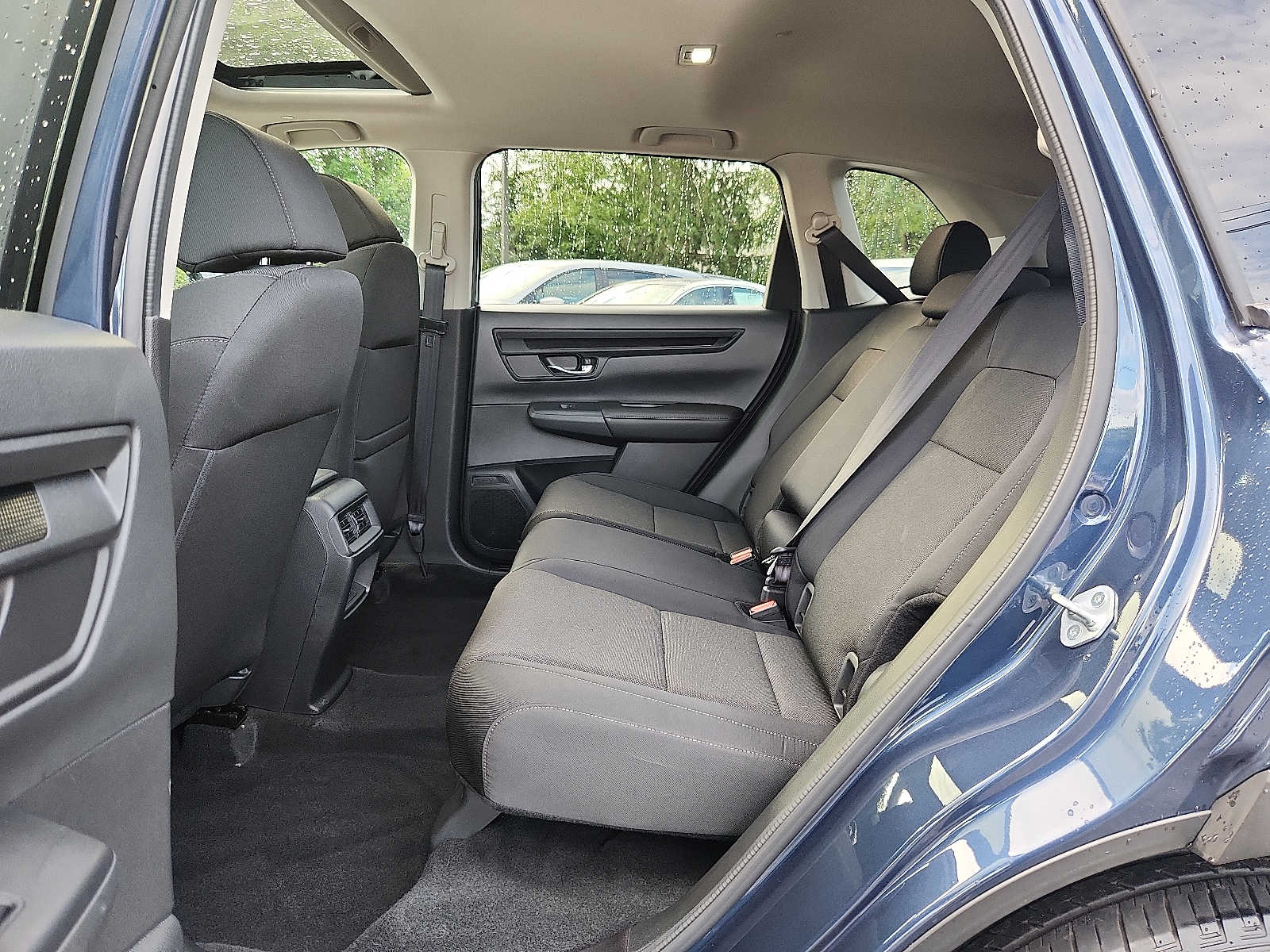 2025 Honda CR-V EX - Photo 10