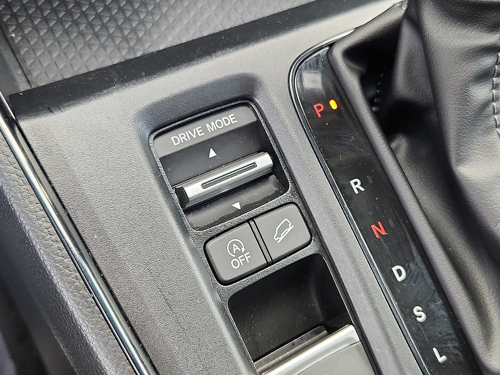 2025 Honda CR-V EX - Photo 26