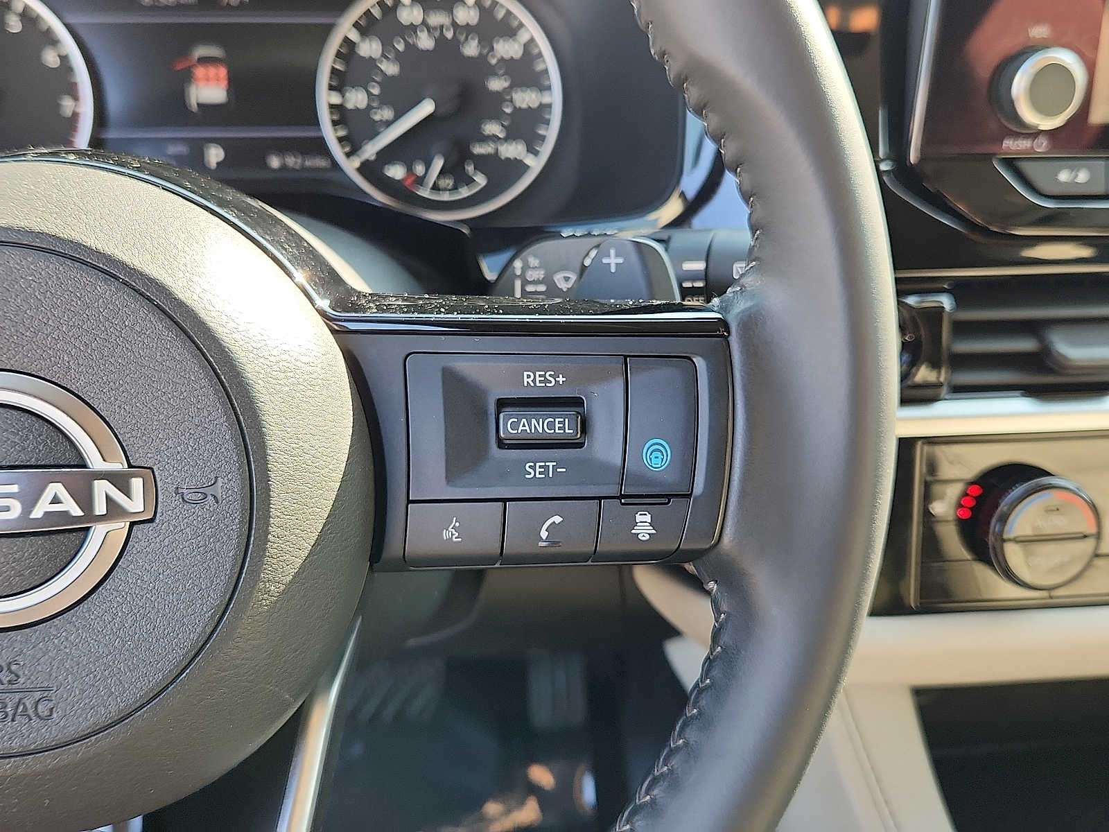 Used 2022 Nissan Pathfinder SUV