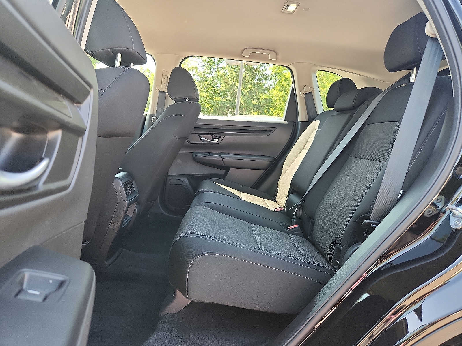 2023 Honda CR-V LX - Photo 9