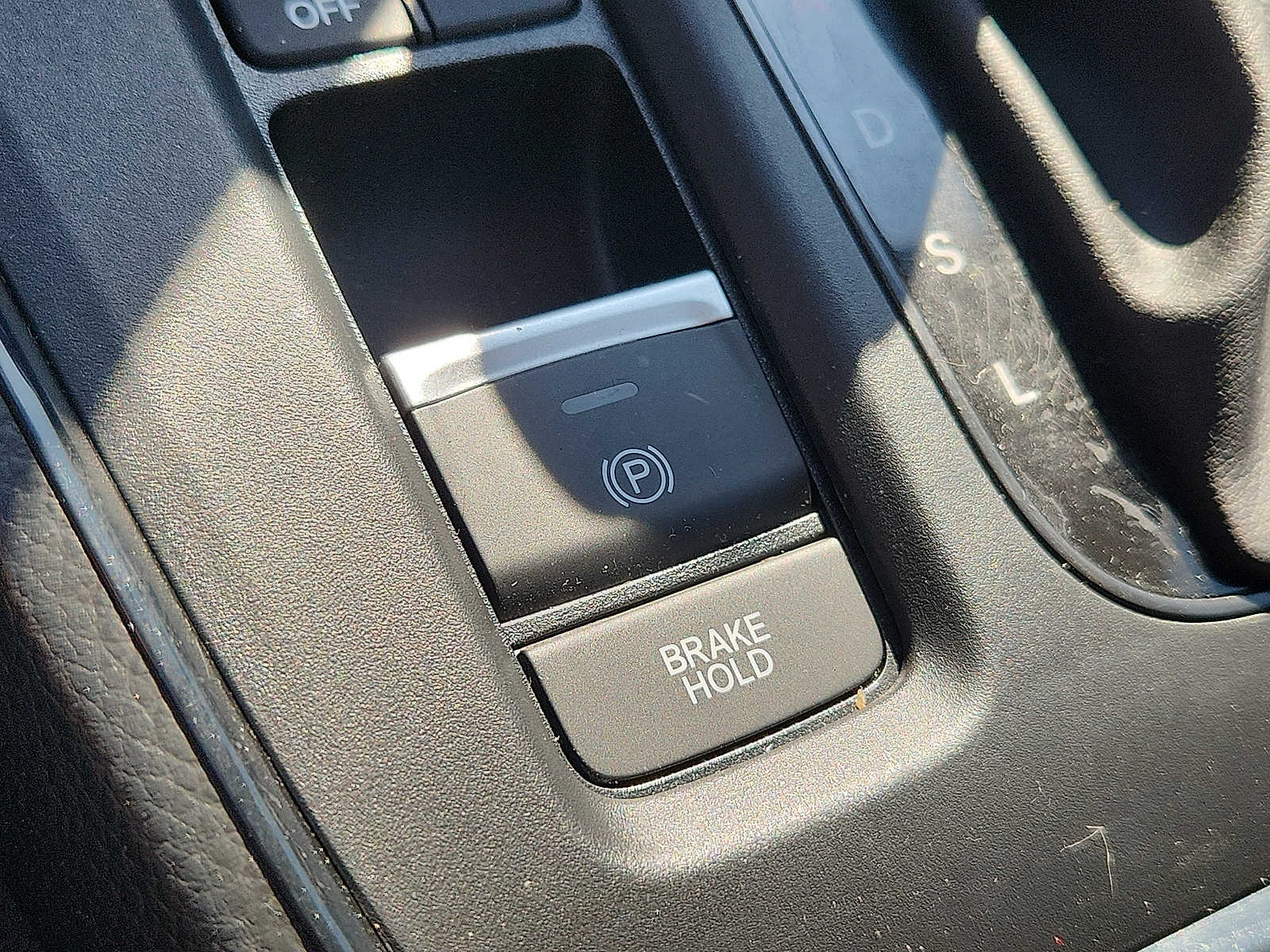 2023 Honda CR-V LX - Photo 25