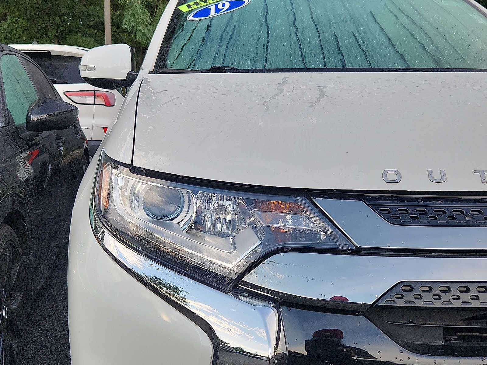 Used 2019 Mitsubishi Outlander PHEV SUV