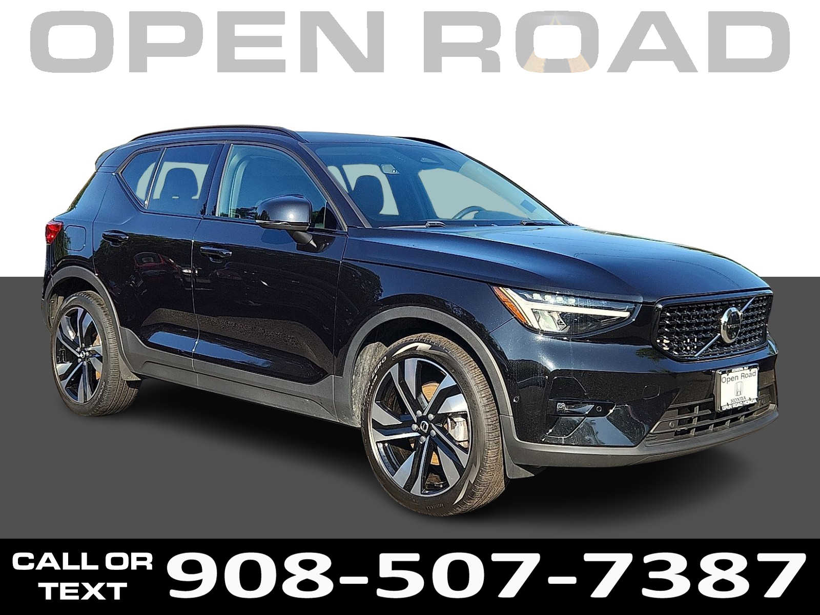 2023 Volvo XC40