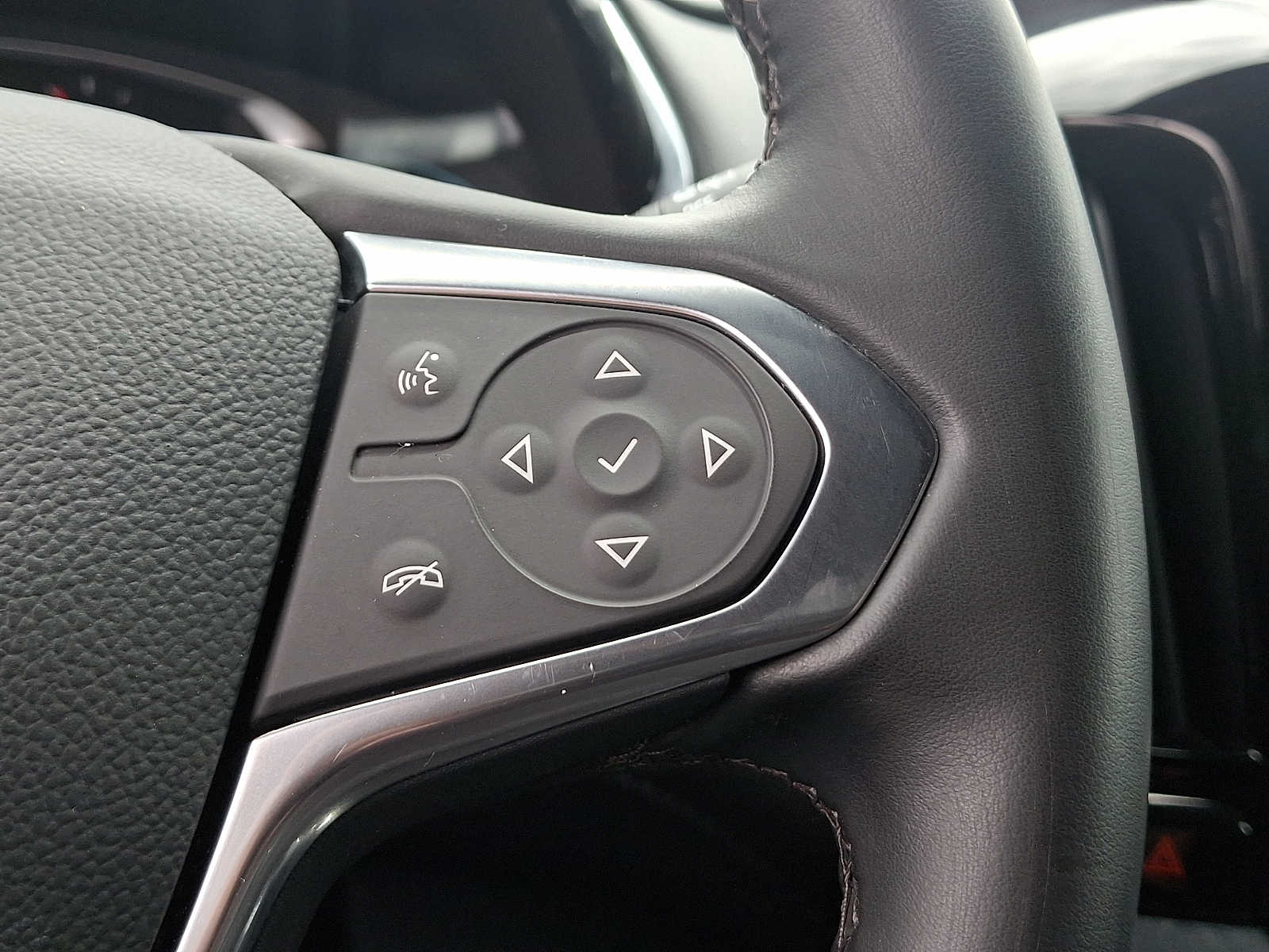 Used 2023 Chevrolet Traverse SUV