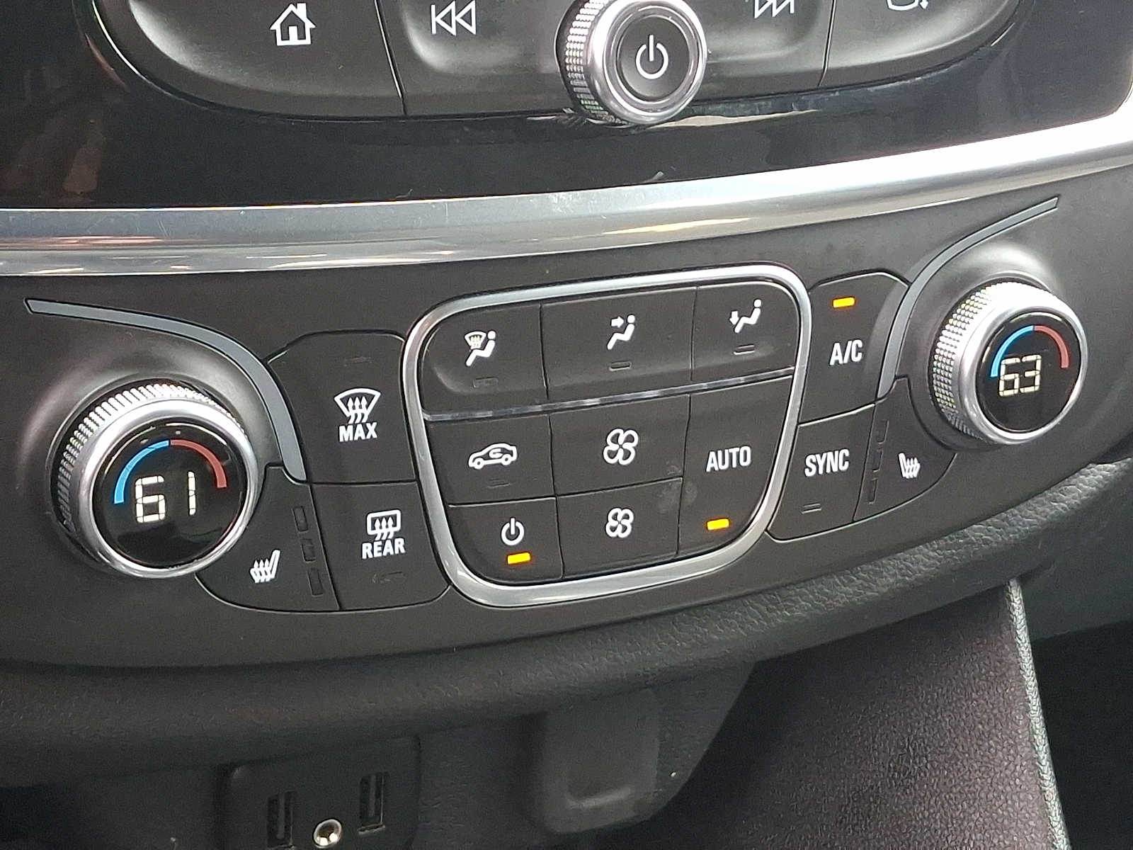 Used 2023 Chevrolet Traverse SUV