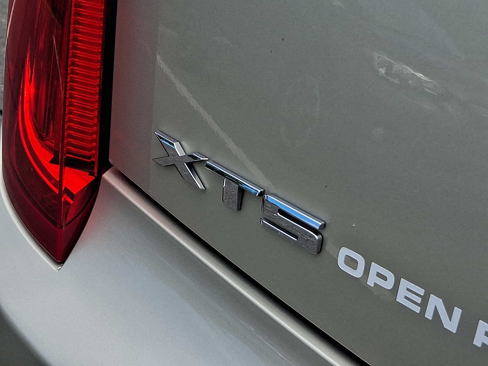 Used 2014 Cadillac XTS Sedan