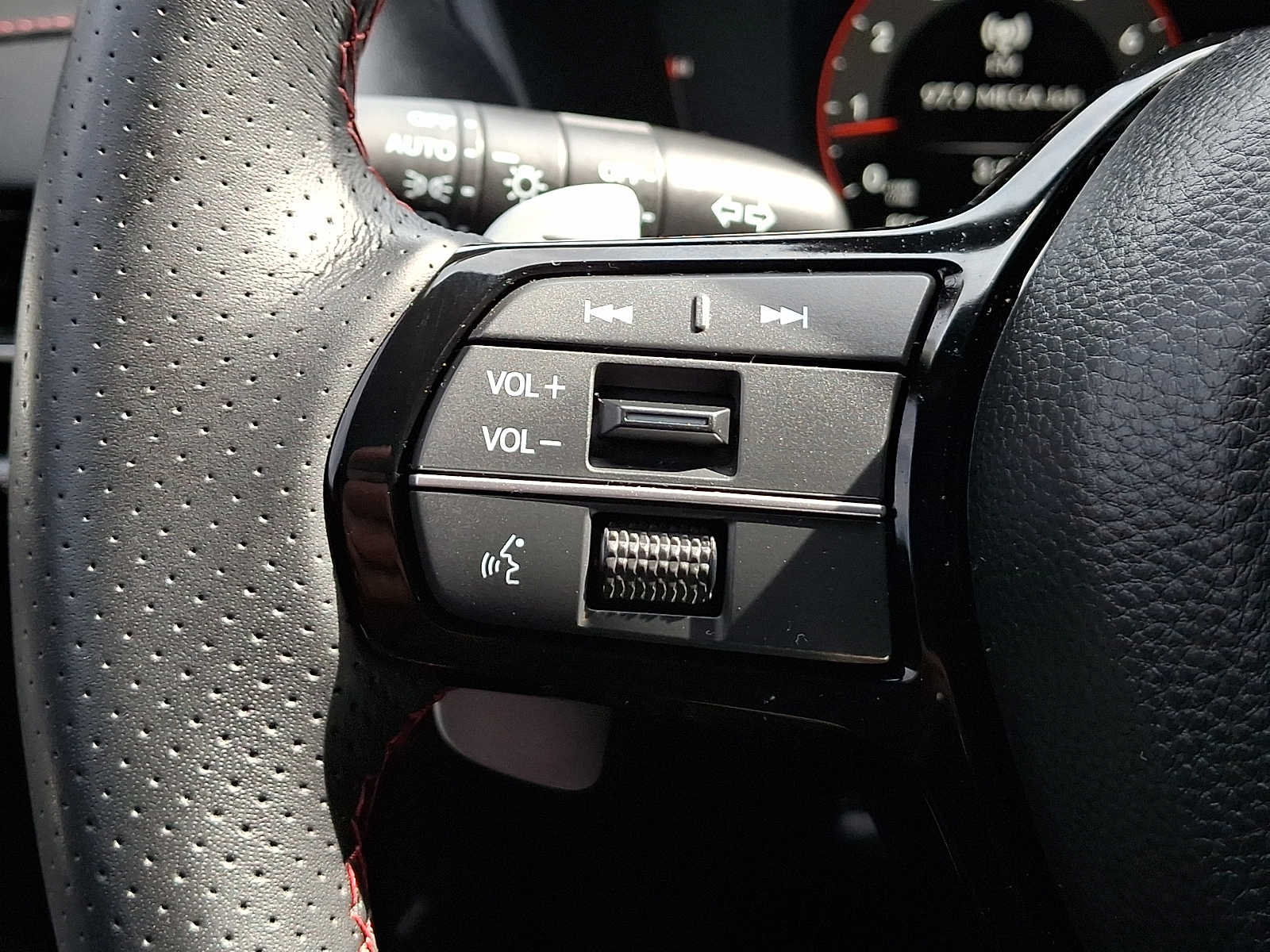 Used 2025 Acura ADX SUV