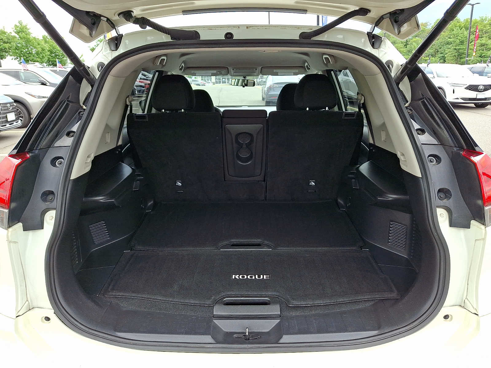 Used 2018 Nissan Rogue SUV
