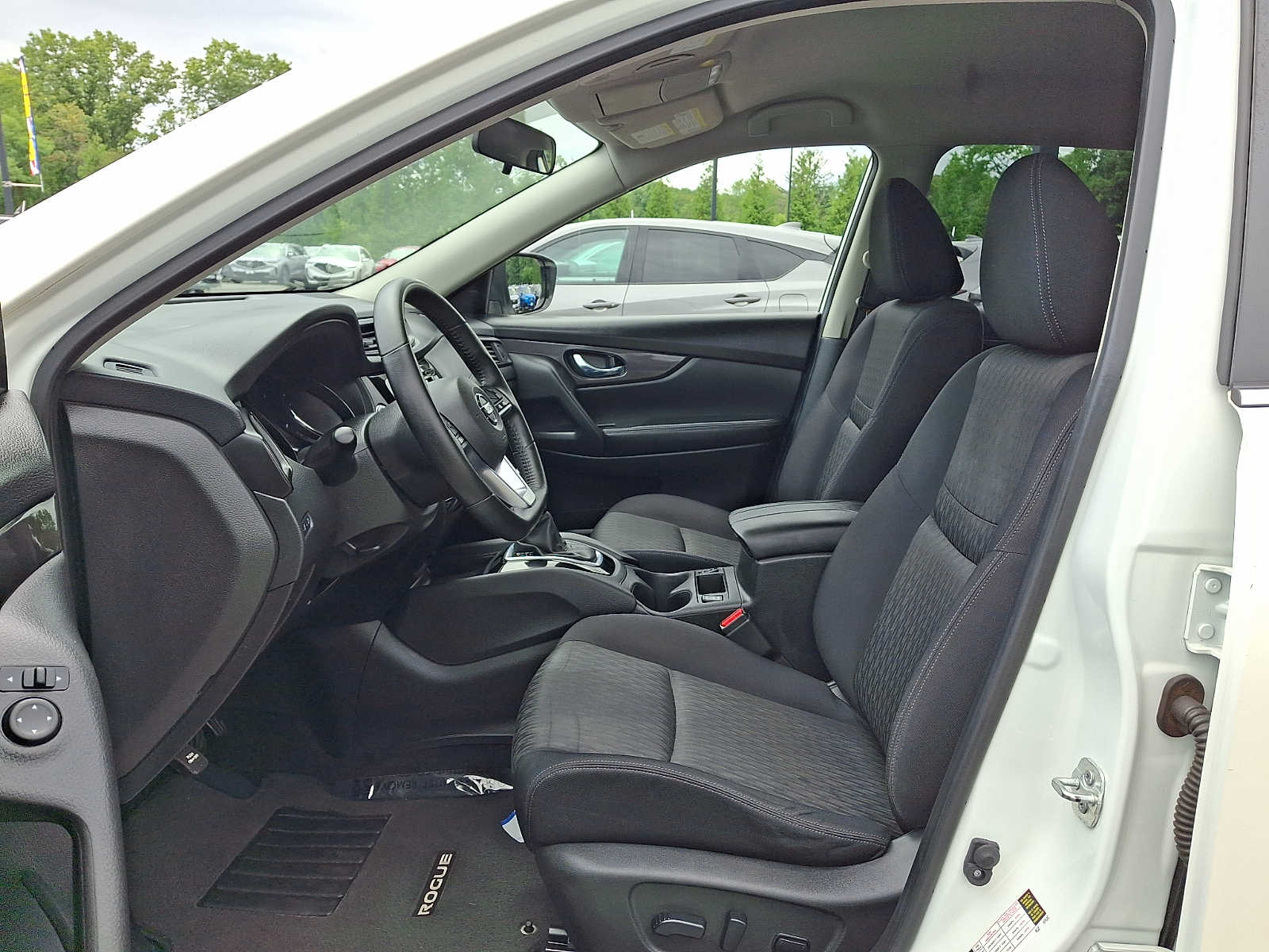 Used 2018 Nissan Rogue SUV