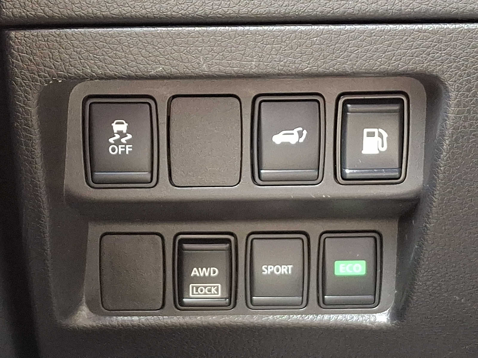 Used 2018 Nissan Rogue SUV