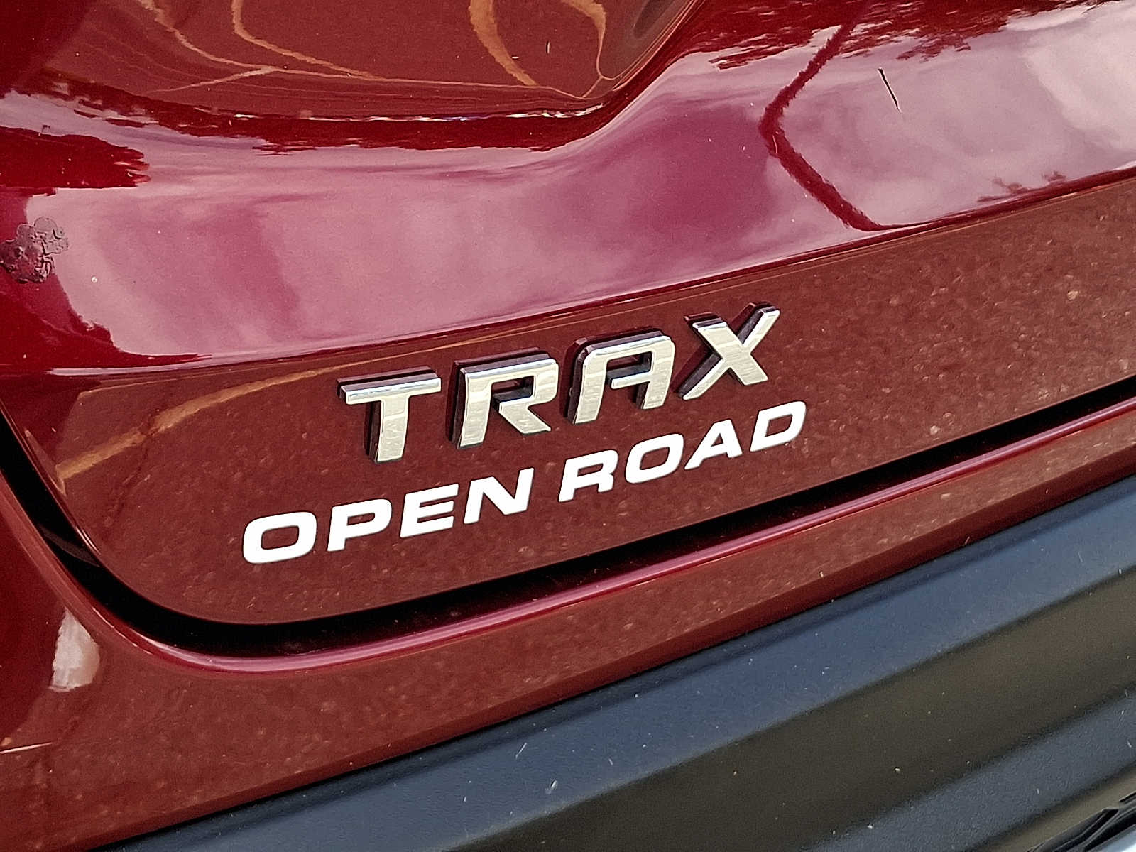 Used 2025 Chevrolet Trax SUV
