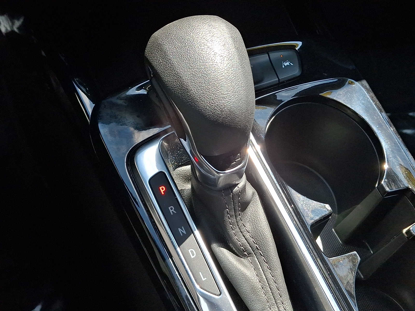 Used 2025 Chevrolet Trax SUV