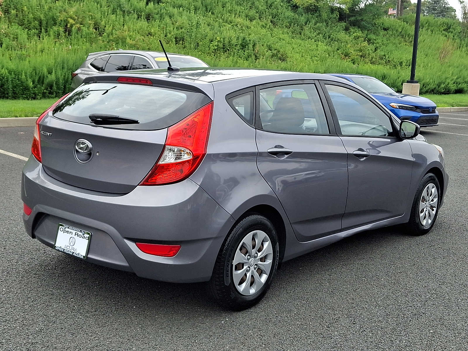 Used 2016 Hyundai Accent 5-Door Sedan
