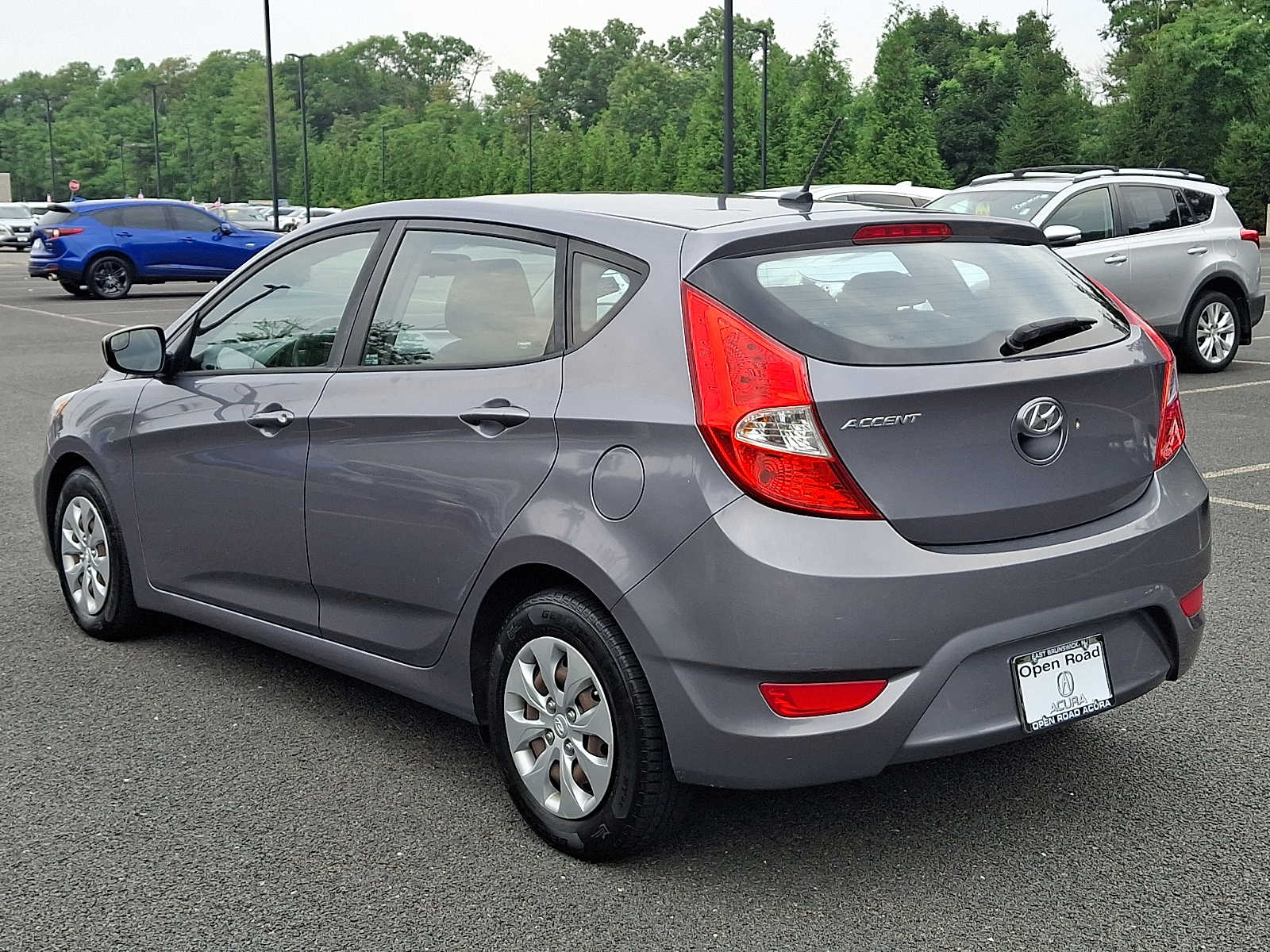 Used 2016 Hyundai Accent 5-Door Sedan