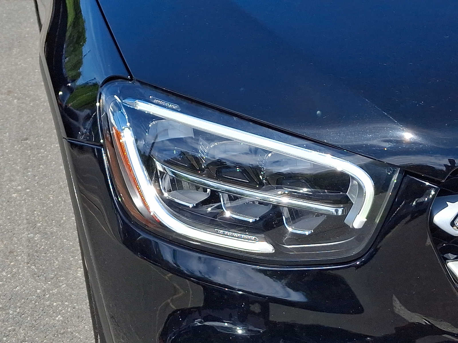 2022 Mercedes-Benz GLC GLC300 - Photo 9
