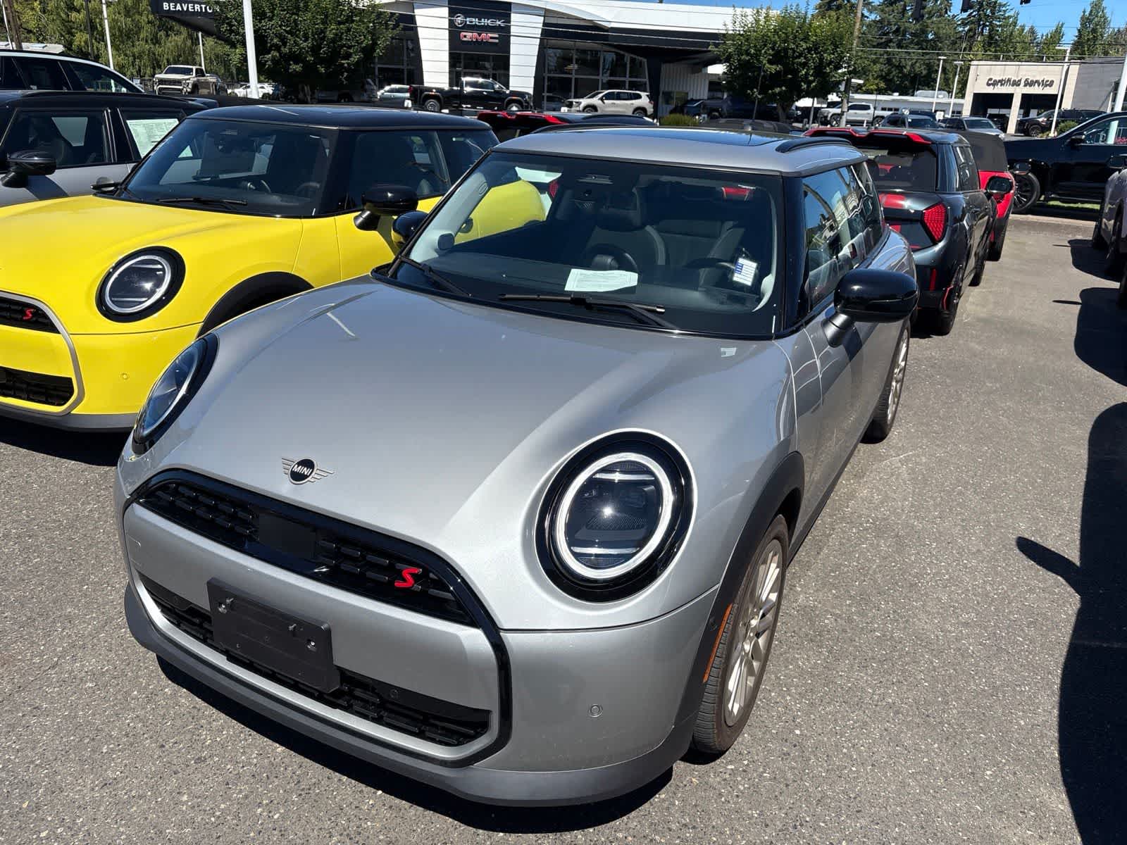 Melting Silver III Metallic 2025 MINI Cooper Hatchback Front-Wheel Drive 7-Speed Automatic