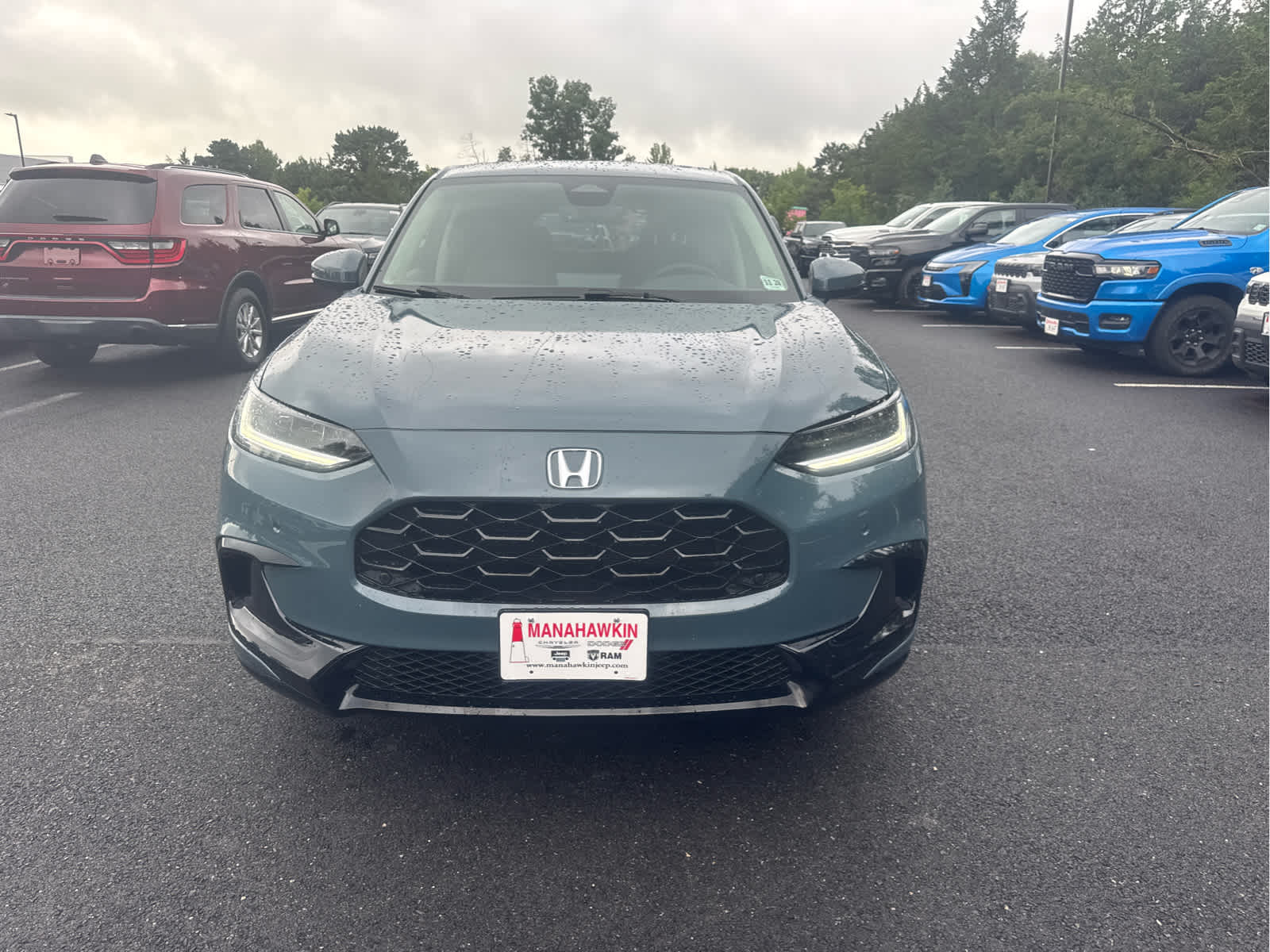 View vehicle photo 4