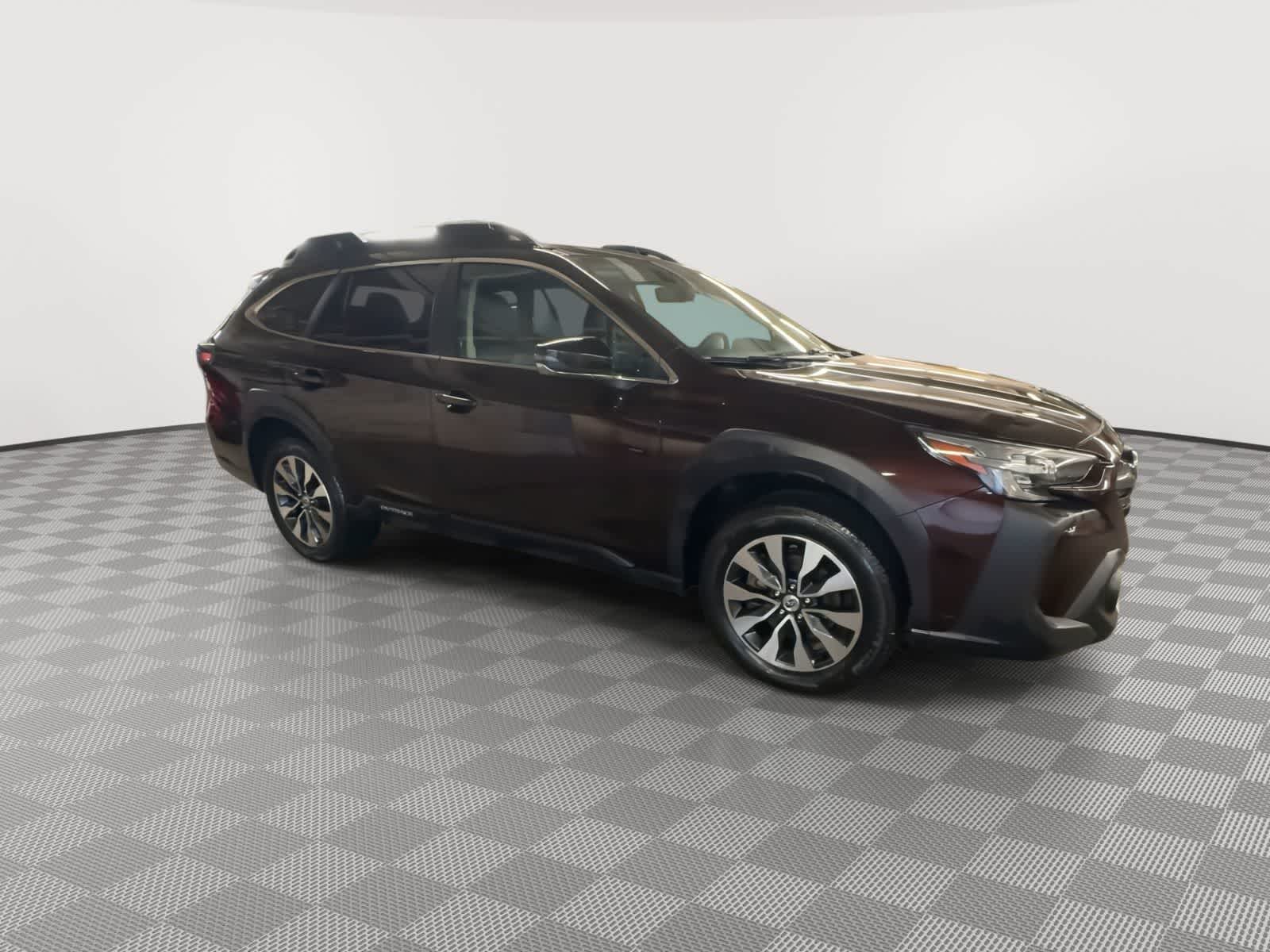 View vehicle photo 2