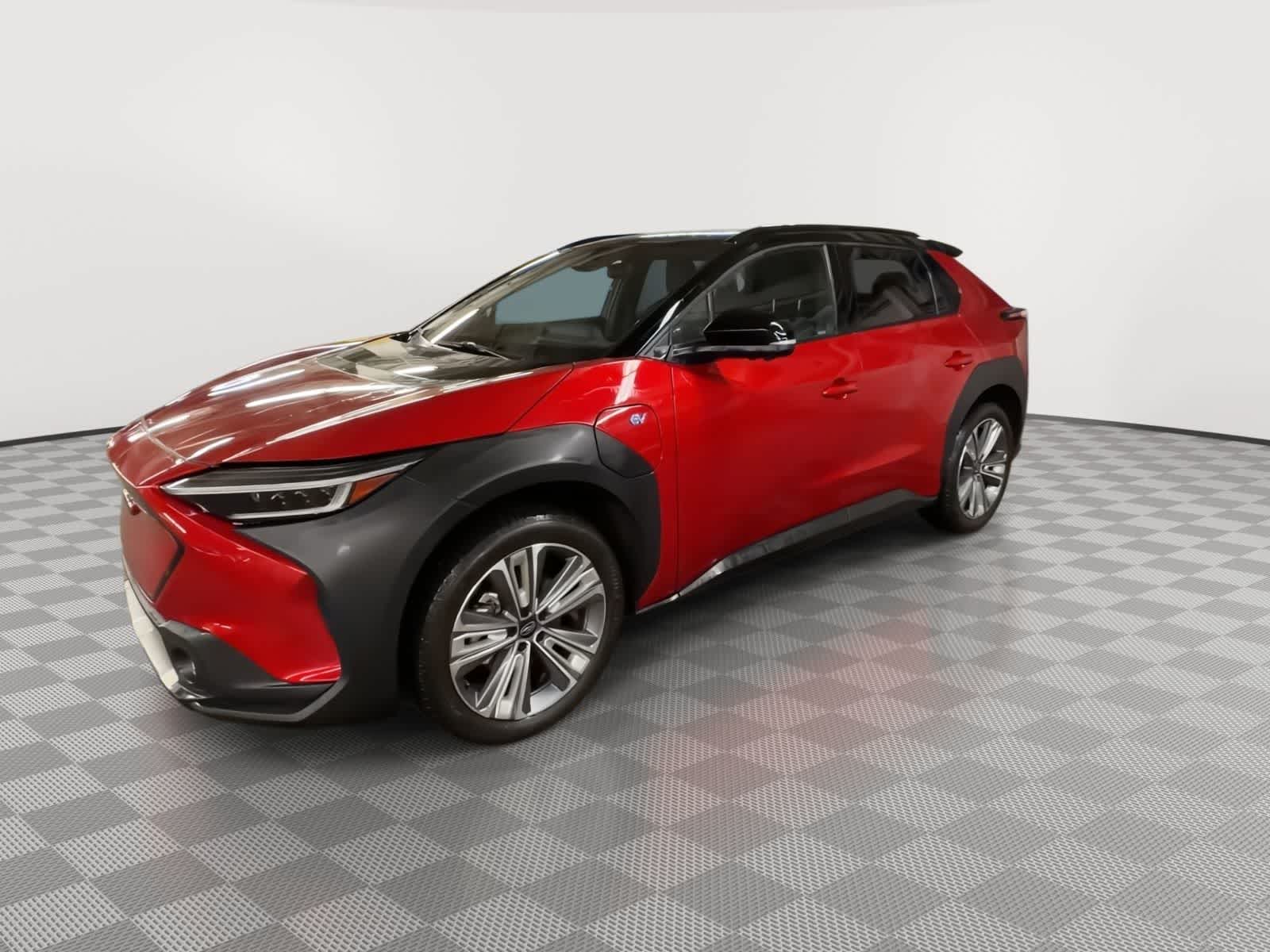 View vehicle photo 5