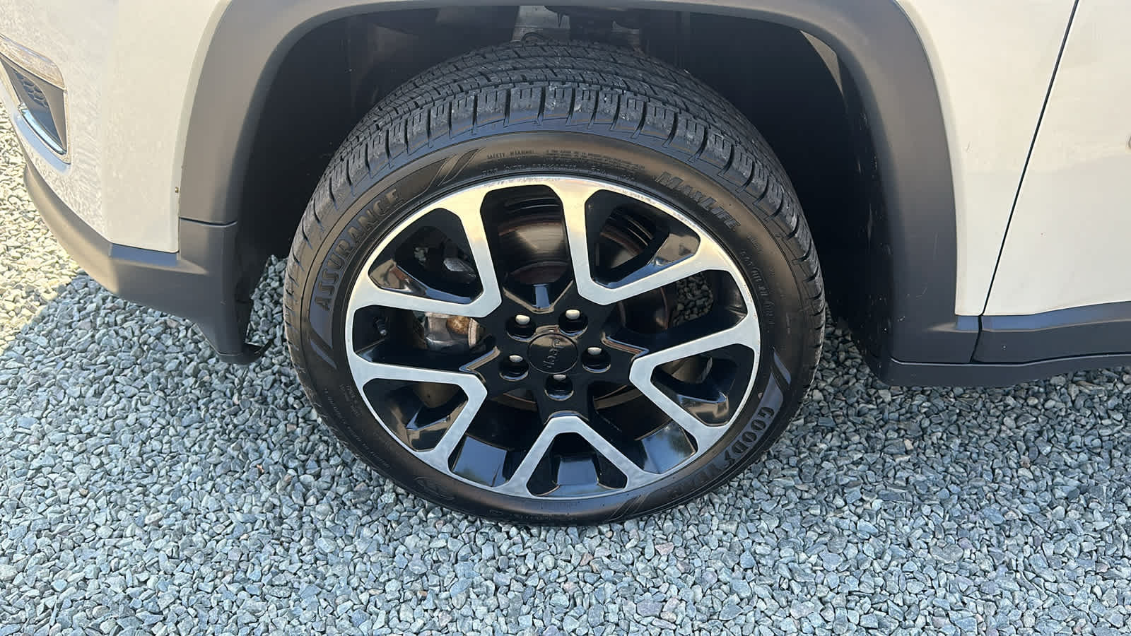 2018 Jeep Compass Limited 10