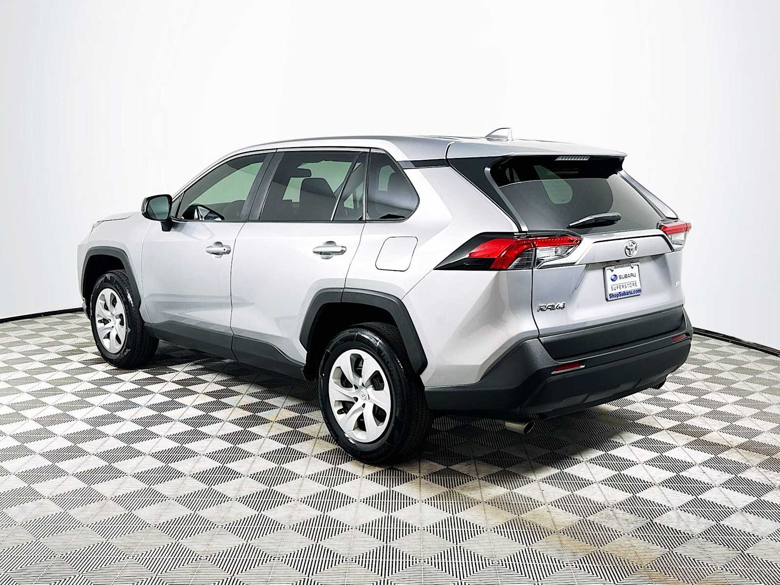 View vehicle photo 5