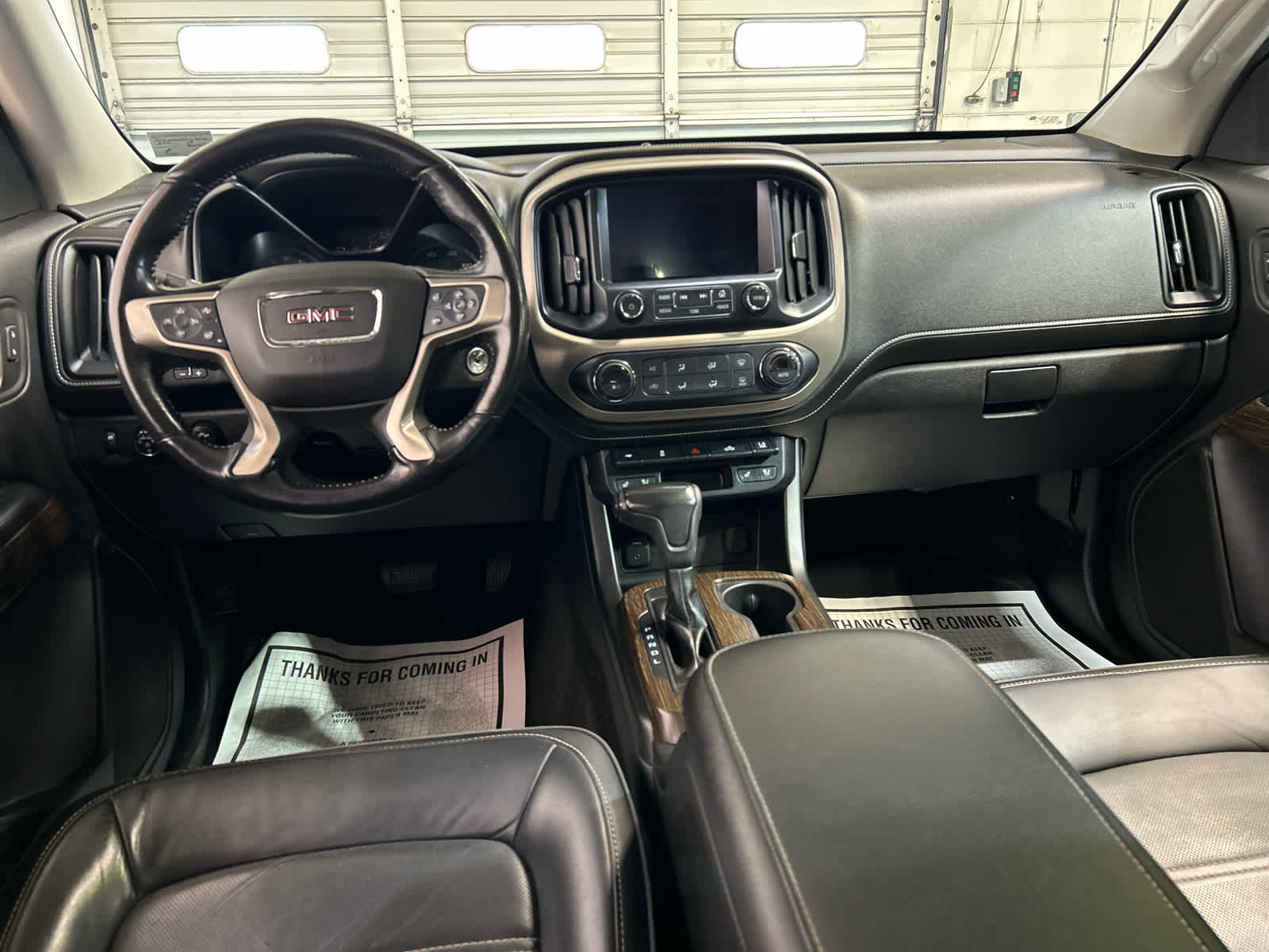 View vehicle photo 4
