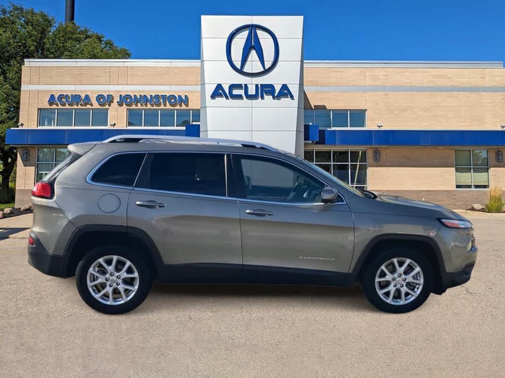 2016 Jeep Cherokee Latitude 9