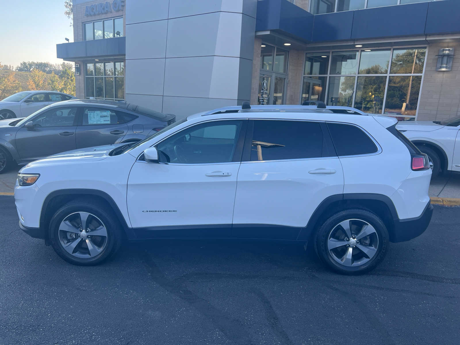 2019 Jeep Cherokee Limited 2