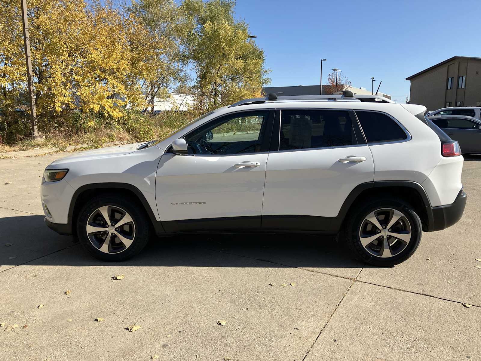 2019 Jeep Cherokee Limited 10