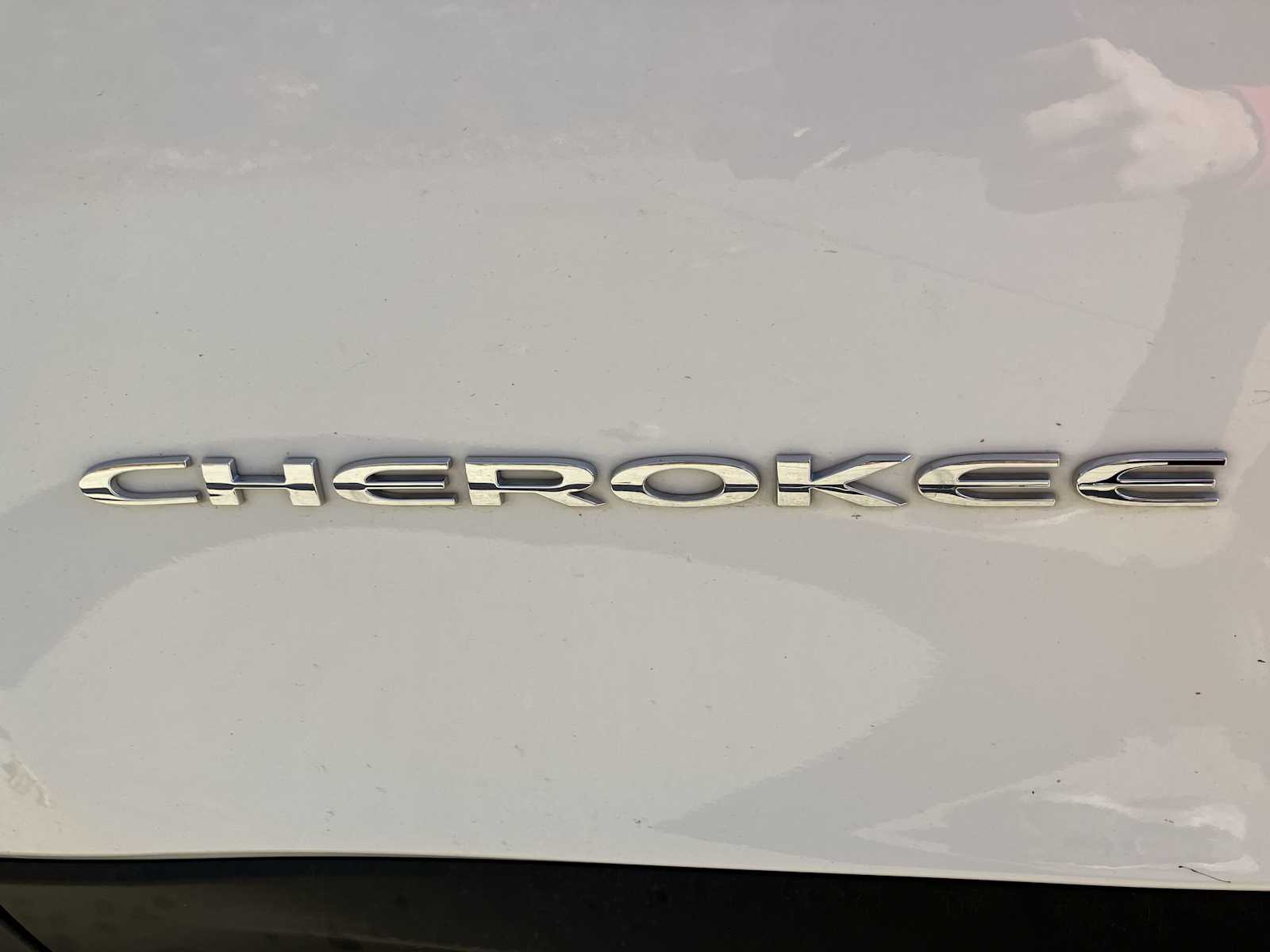 2019 Jeep Cherokee Limited 12